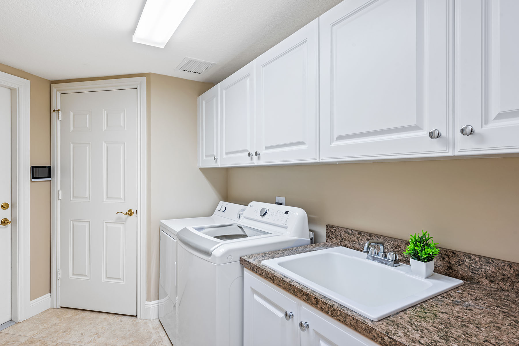 9130 Cherry Oaks Lane , 101
