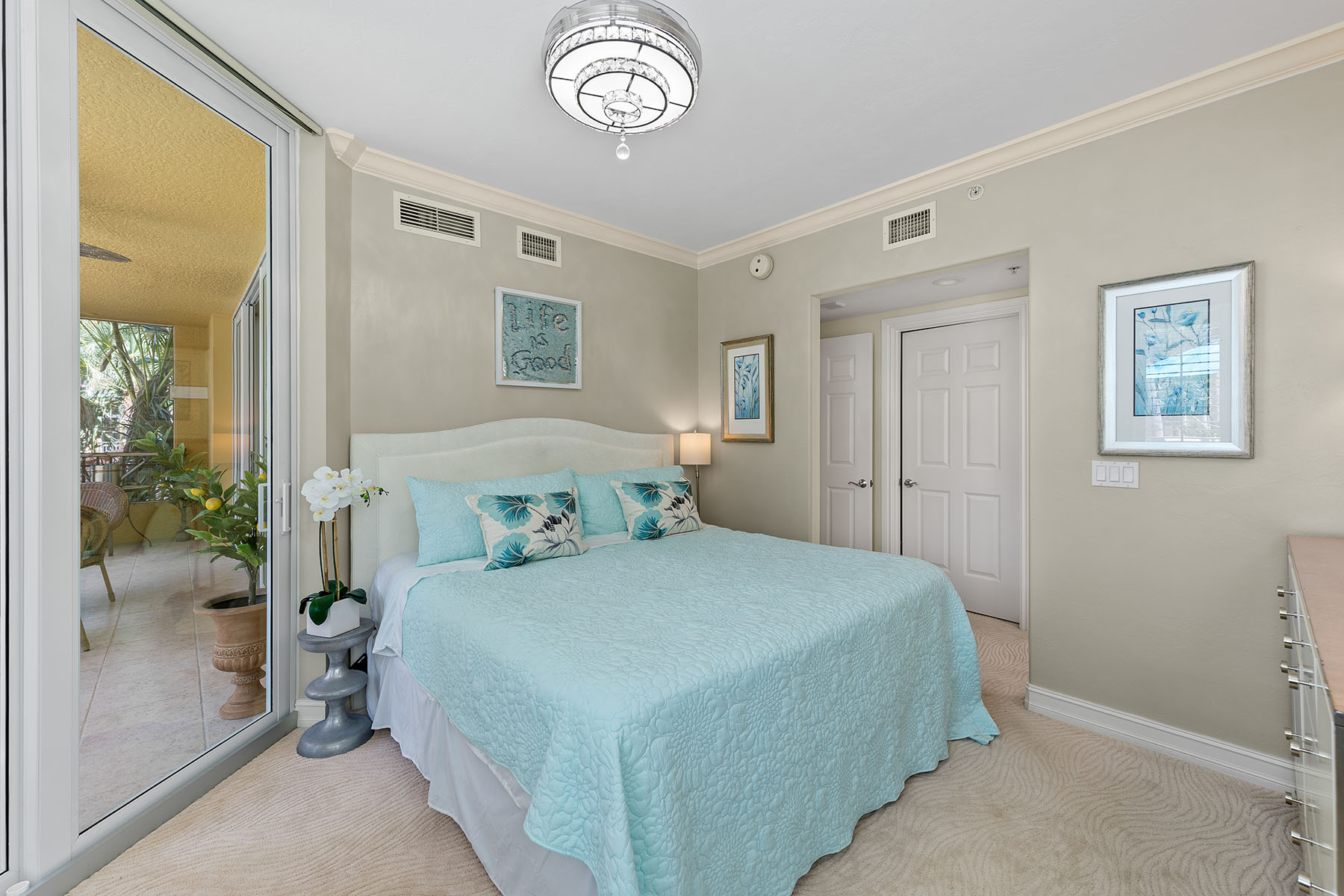 2748 Tiburon Boulevard E , C-106