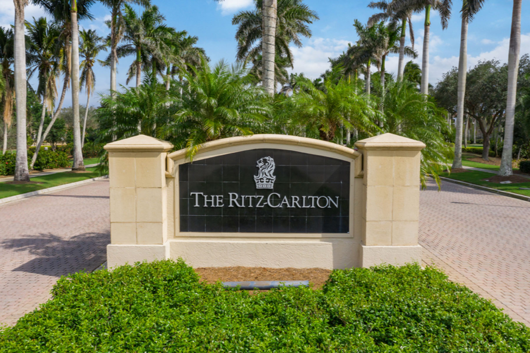2748 Tiburon Boulevard E , C-106