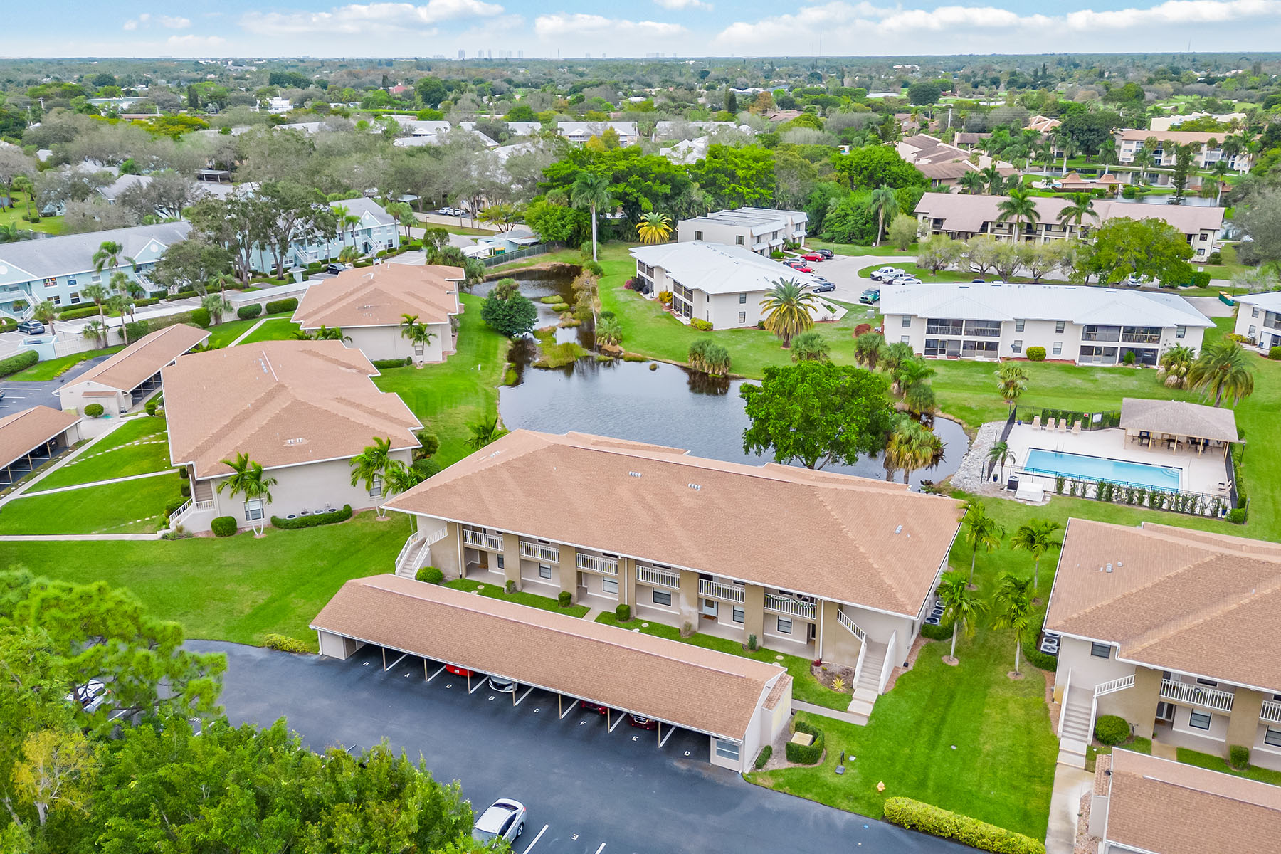 135 Cypress Way E , 1