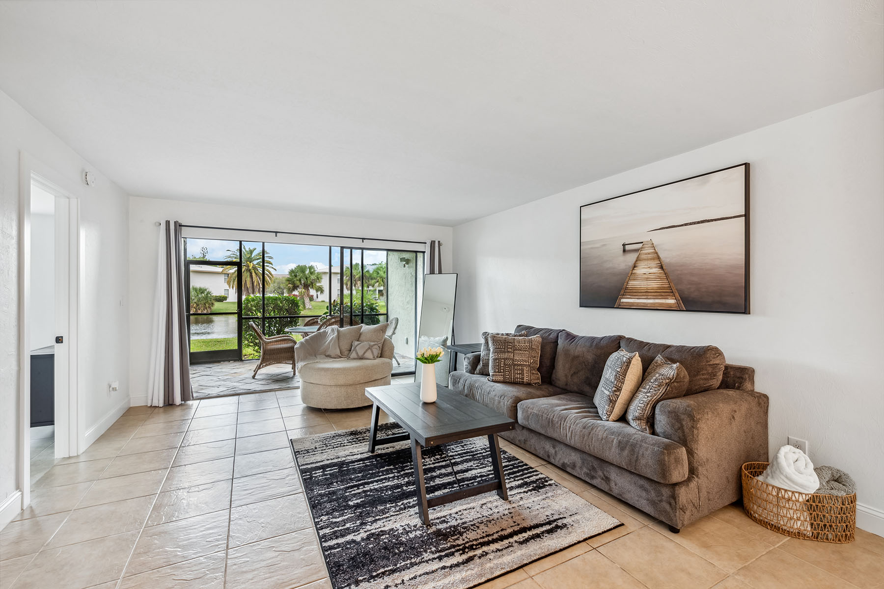 135 Cypress Way E , 1