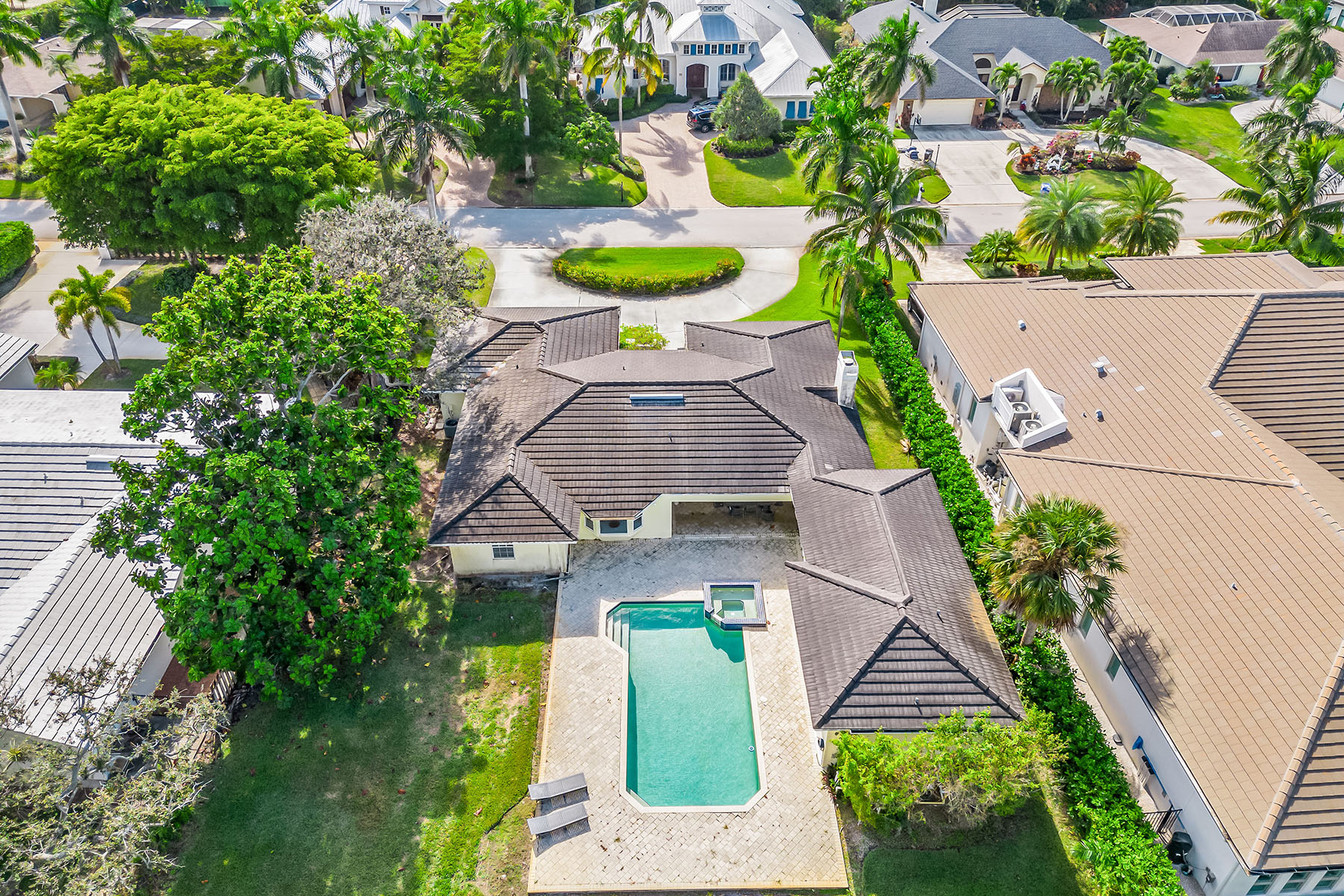 707 Port Side Drive