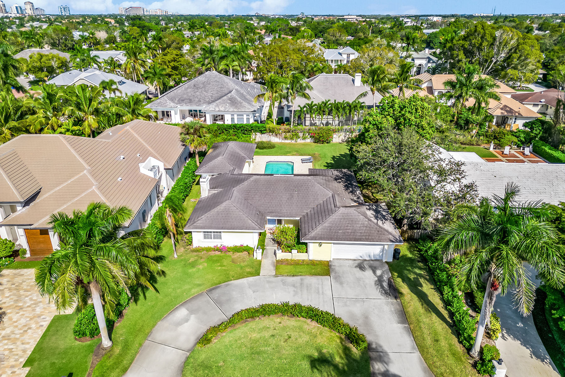 707 Port Side Drive