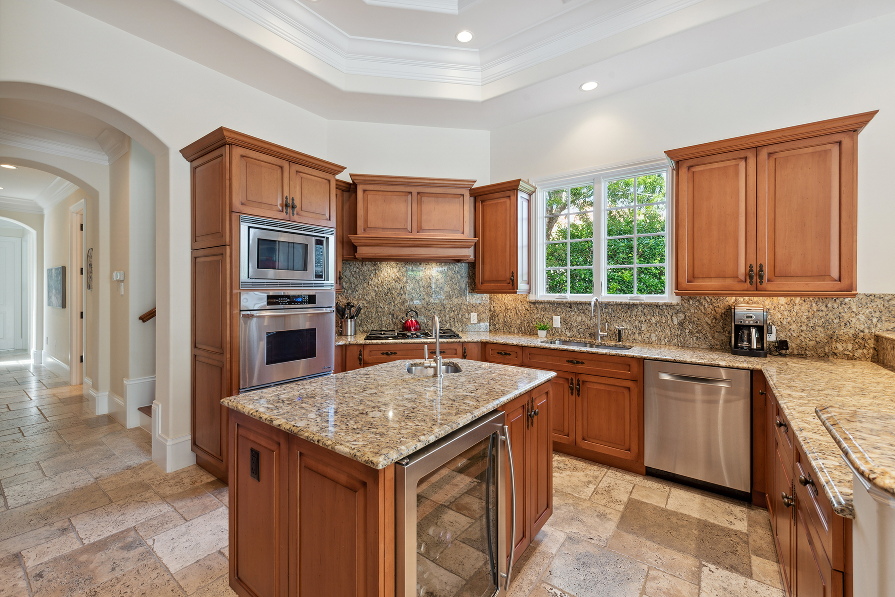 3844 Isla Del Sol Way