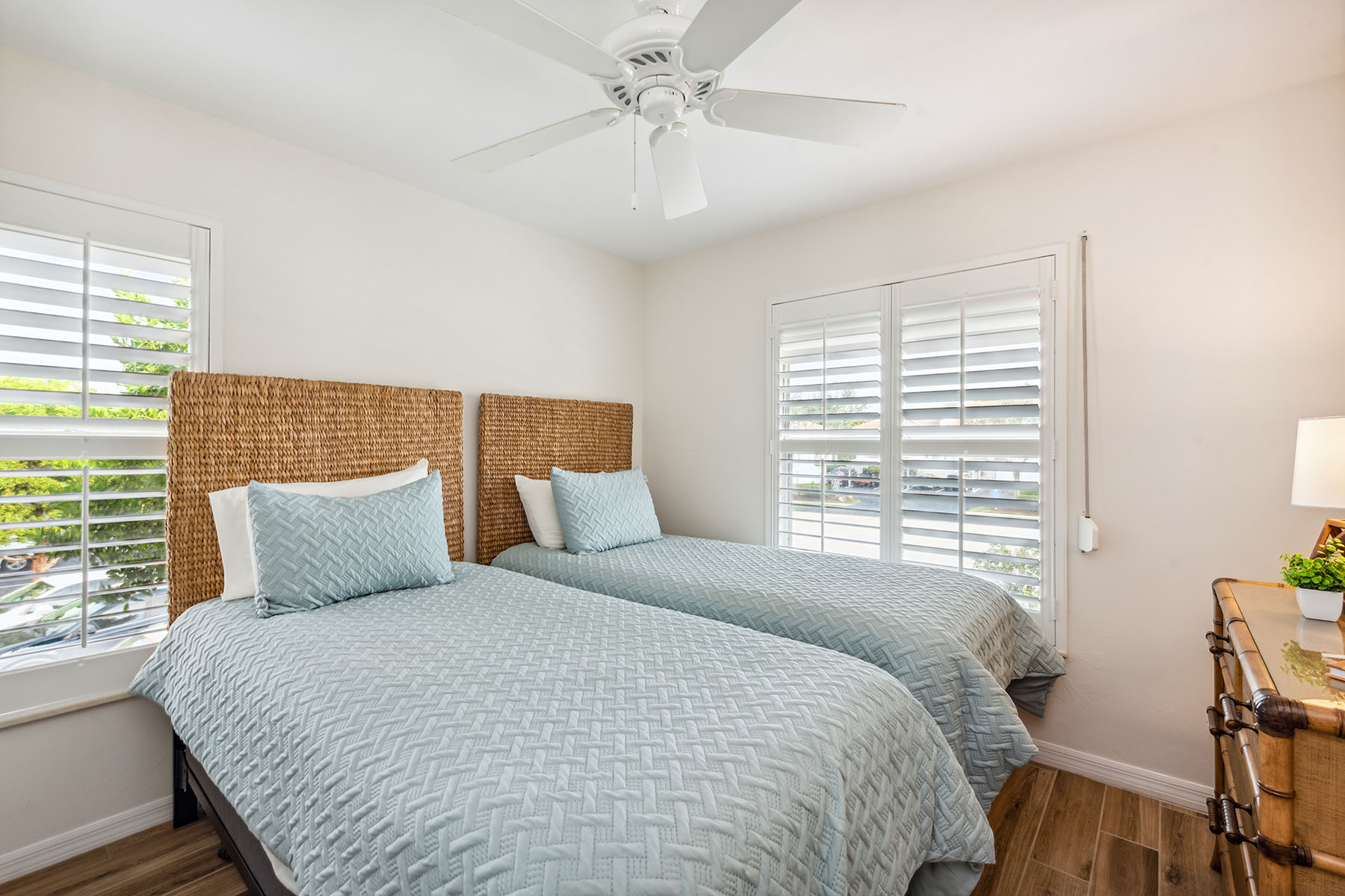 1015 Mainsail Drive , 115