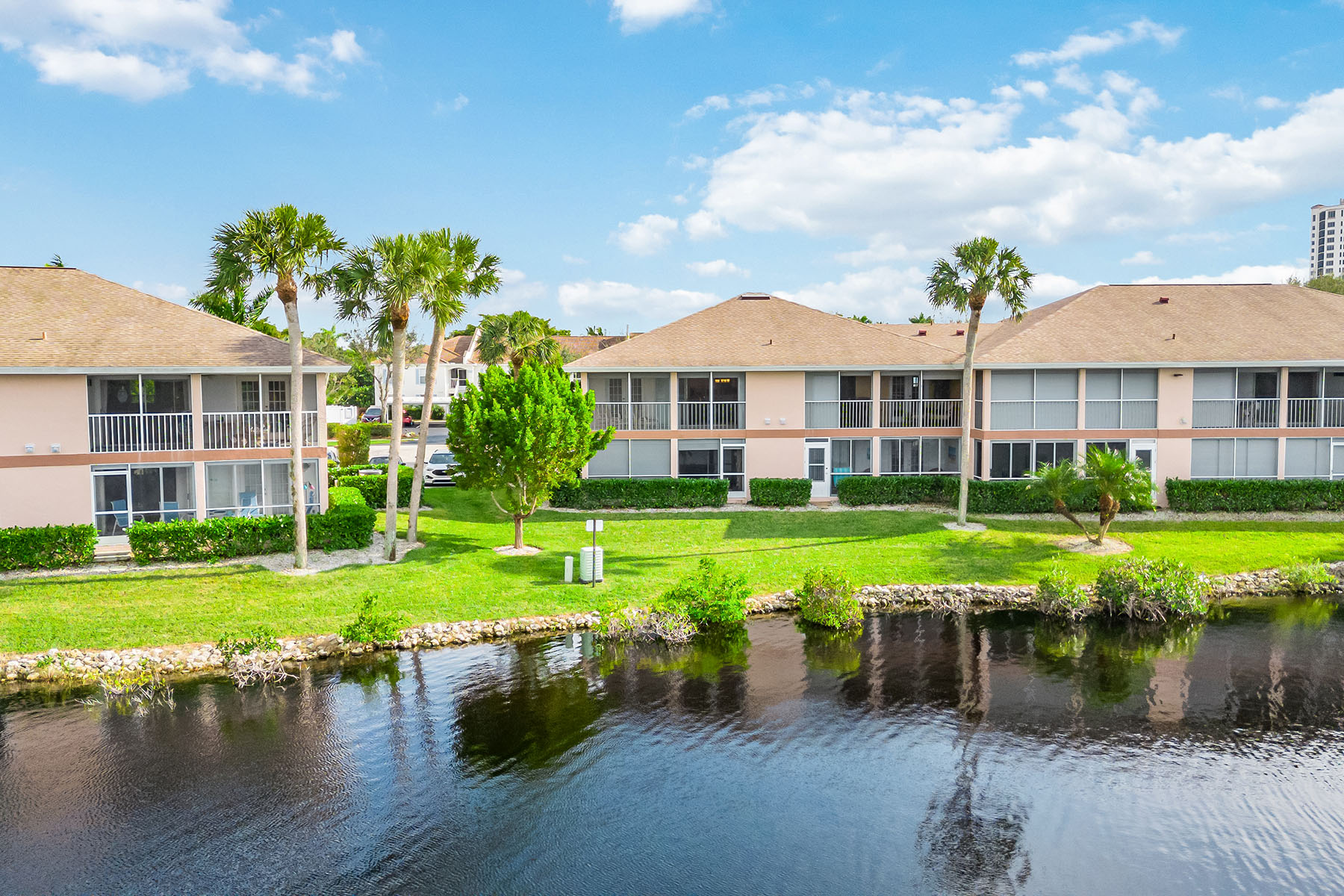 1015 Mainsail Drive , 115