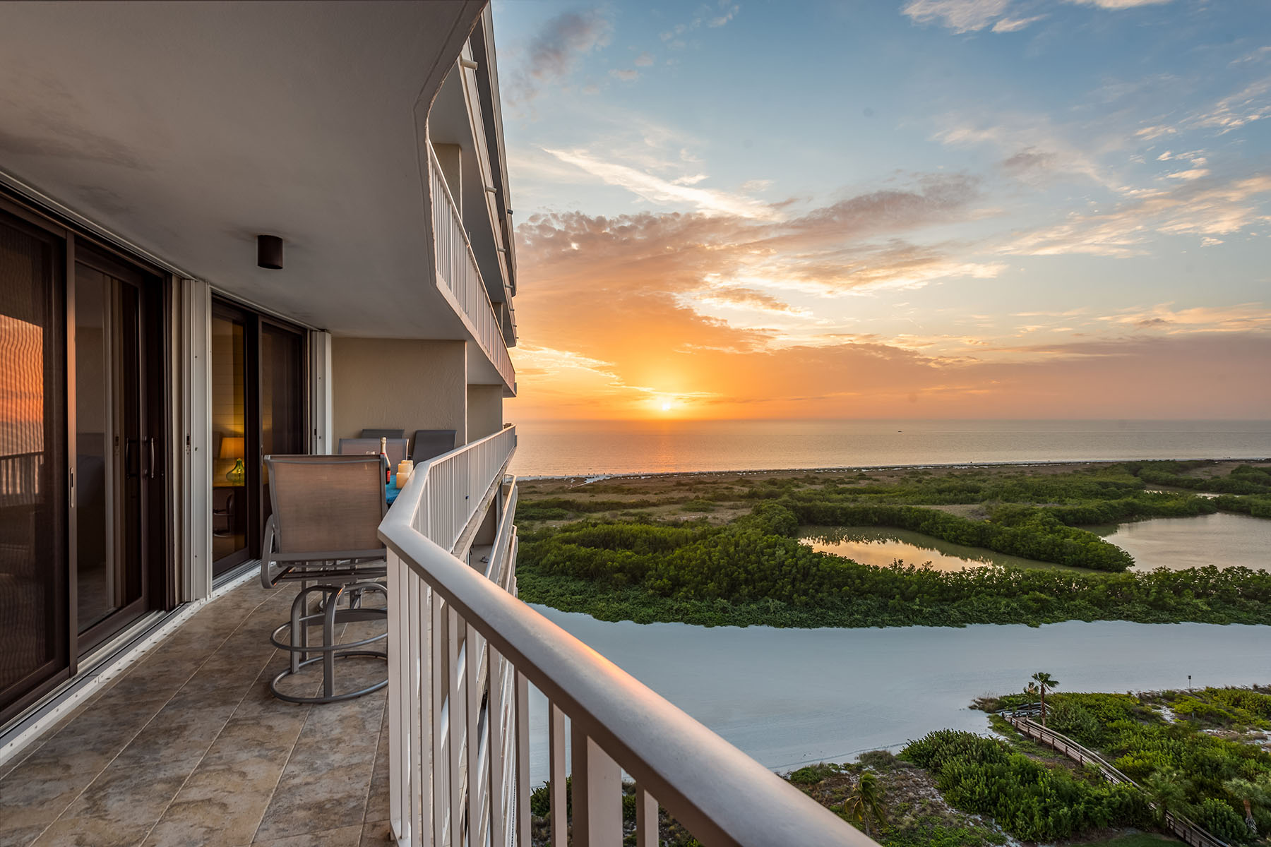 320 Seaview Court , 1808