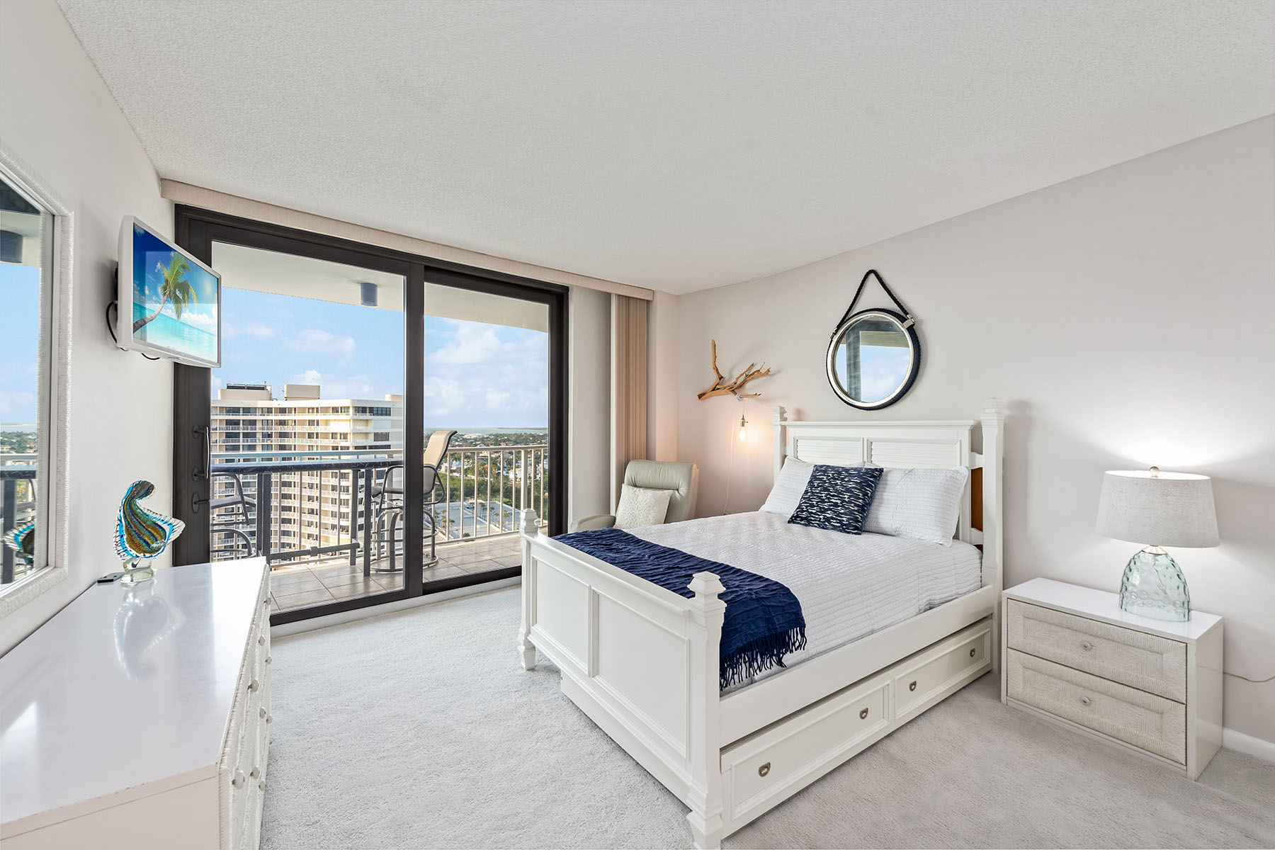 320 Seaview Court , 1808