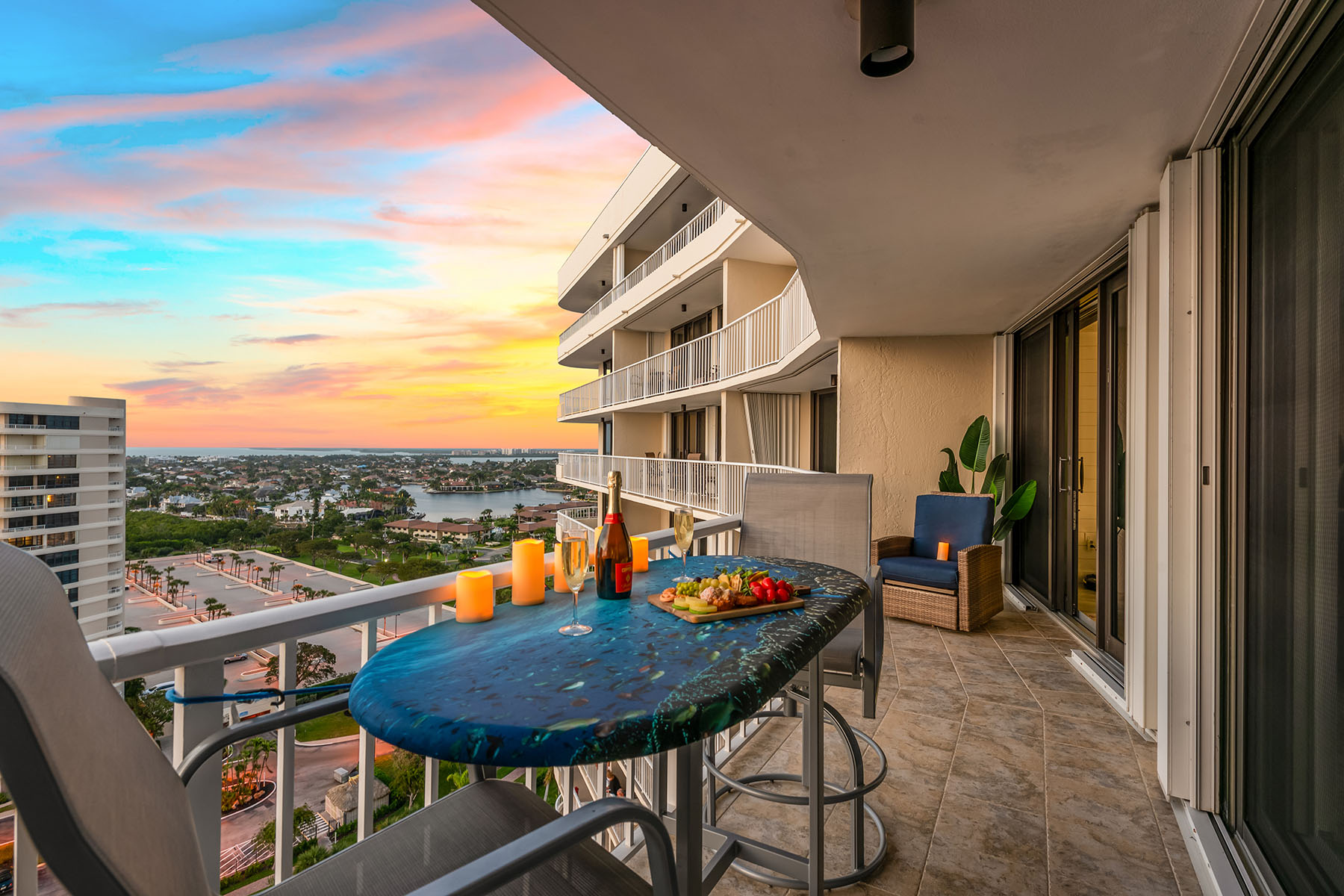 320 Seaview Court , 1808