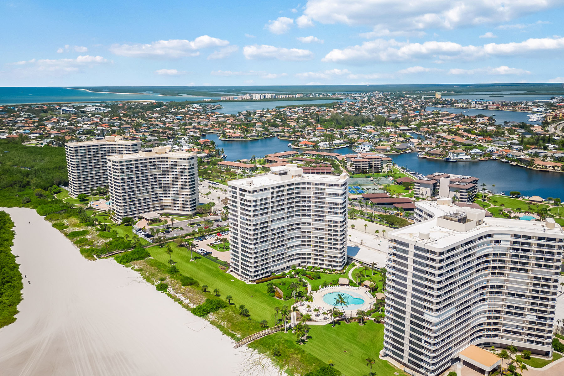 320 Seaview Court , 1808