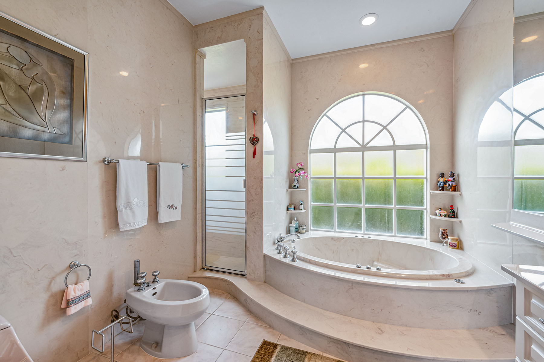 1231 Redwood Court