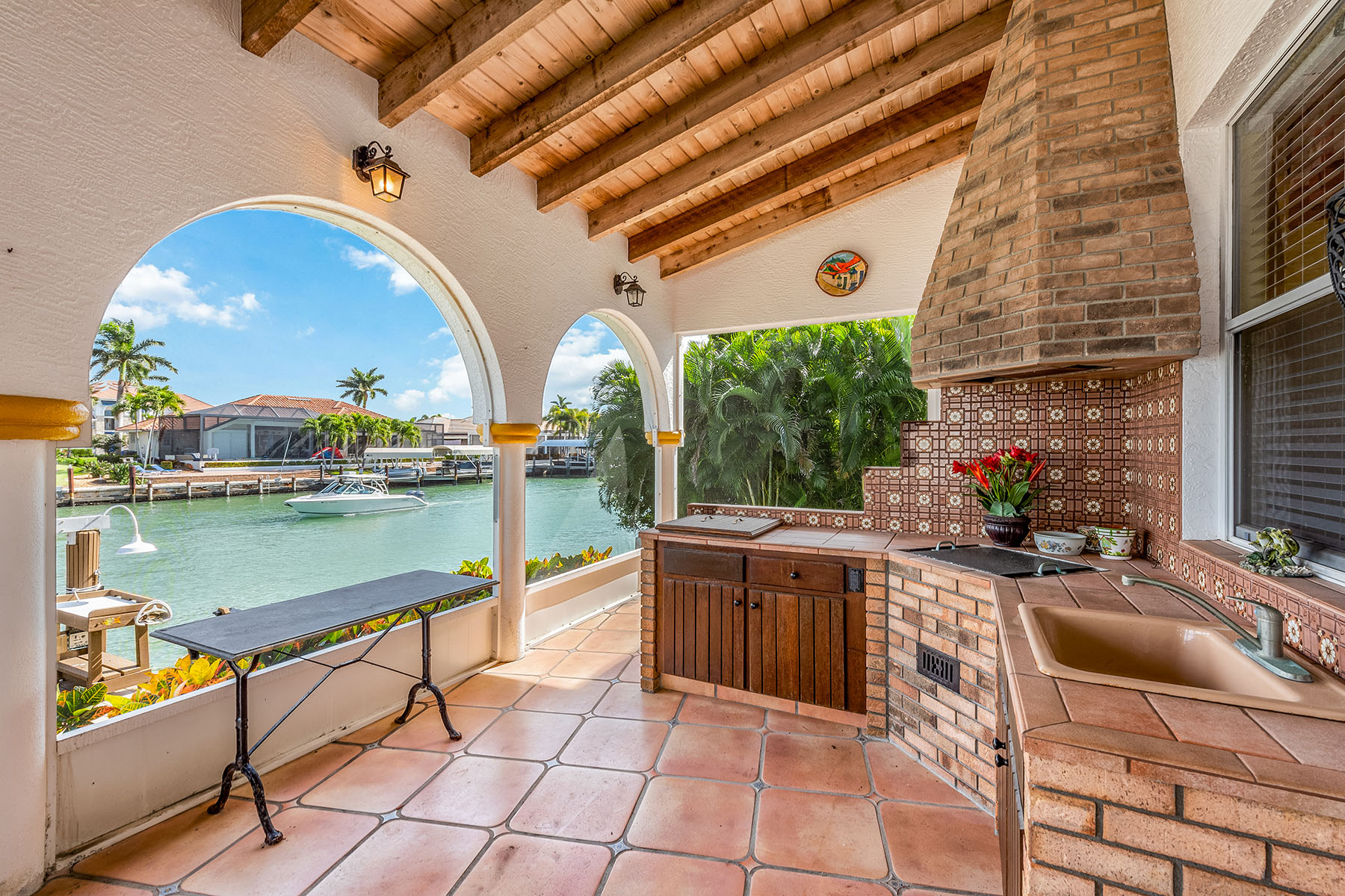 1231 Redwood Court