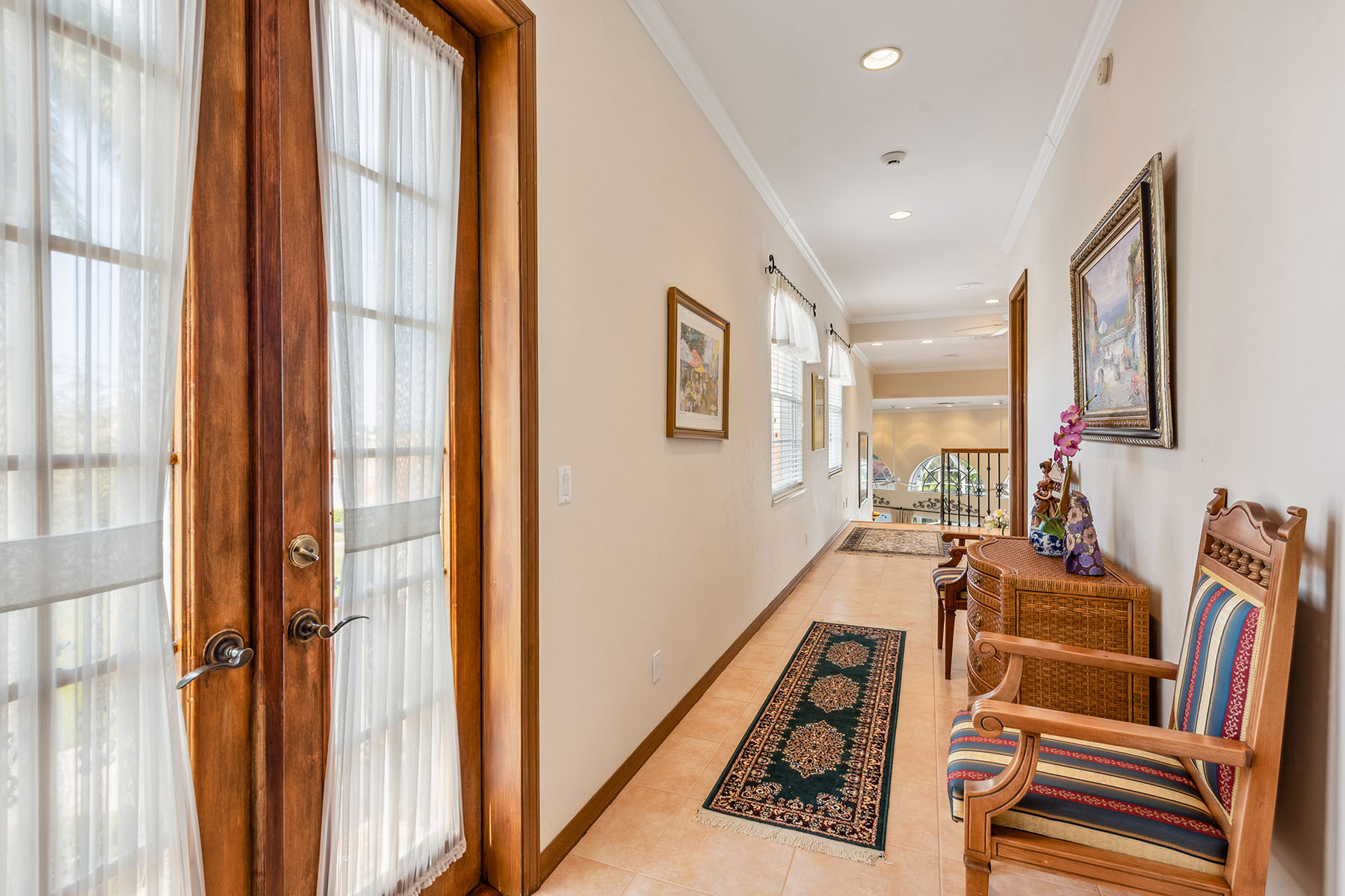 1231 Redwood Court