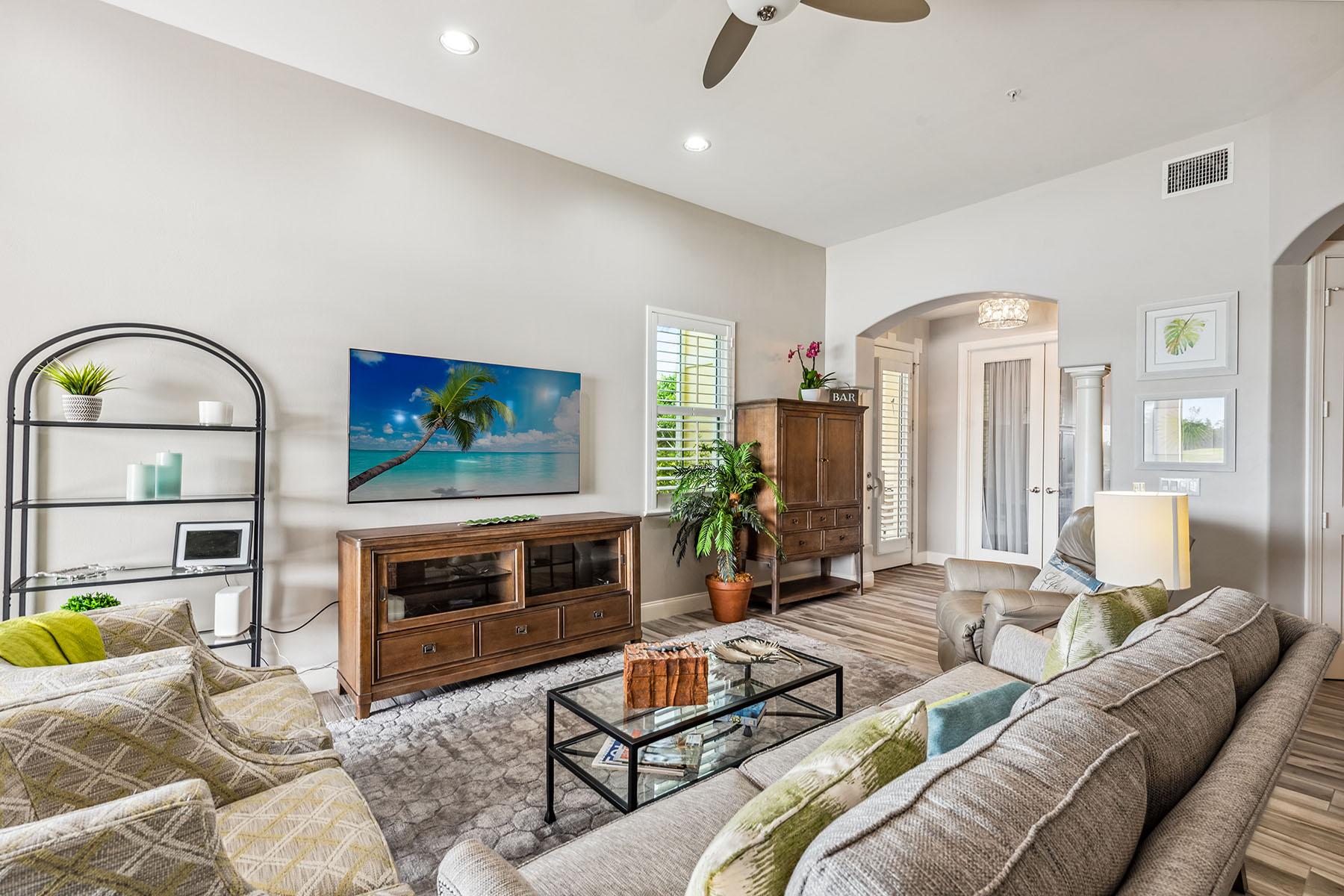 1414 Borghese Lane , 101
