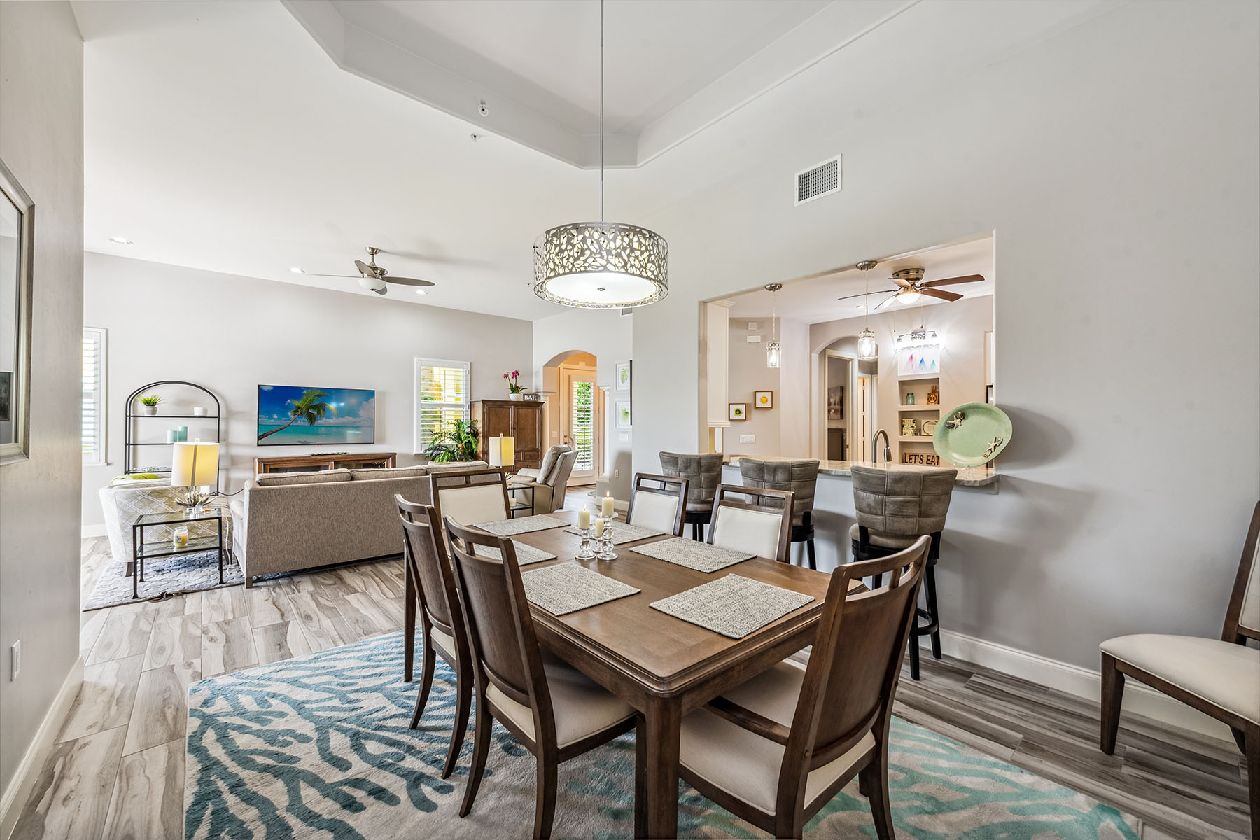 1414 Borghese Lane , 101