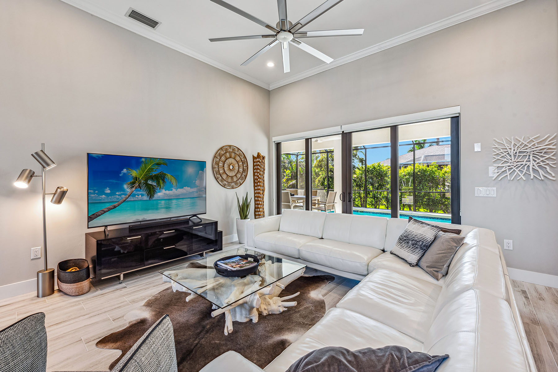 370 Regatta Street