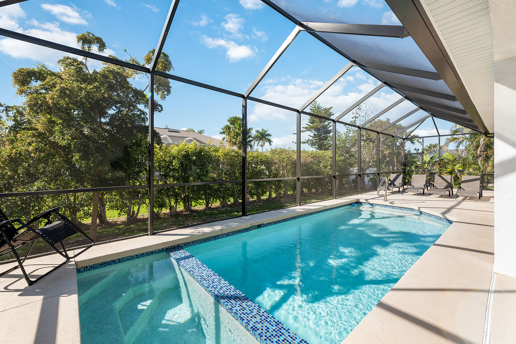 370 Regatta Street