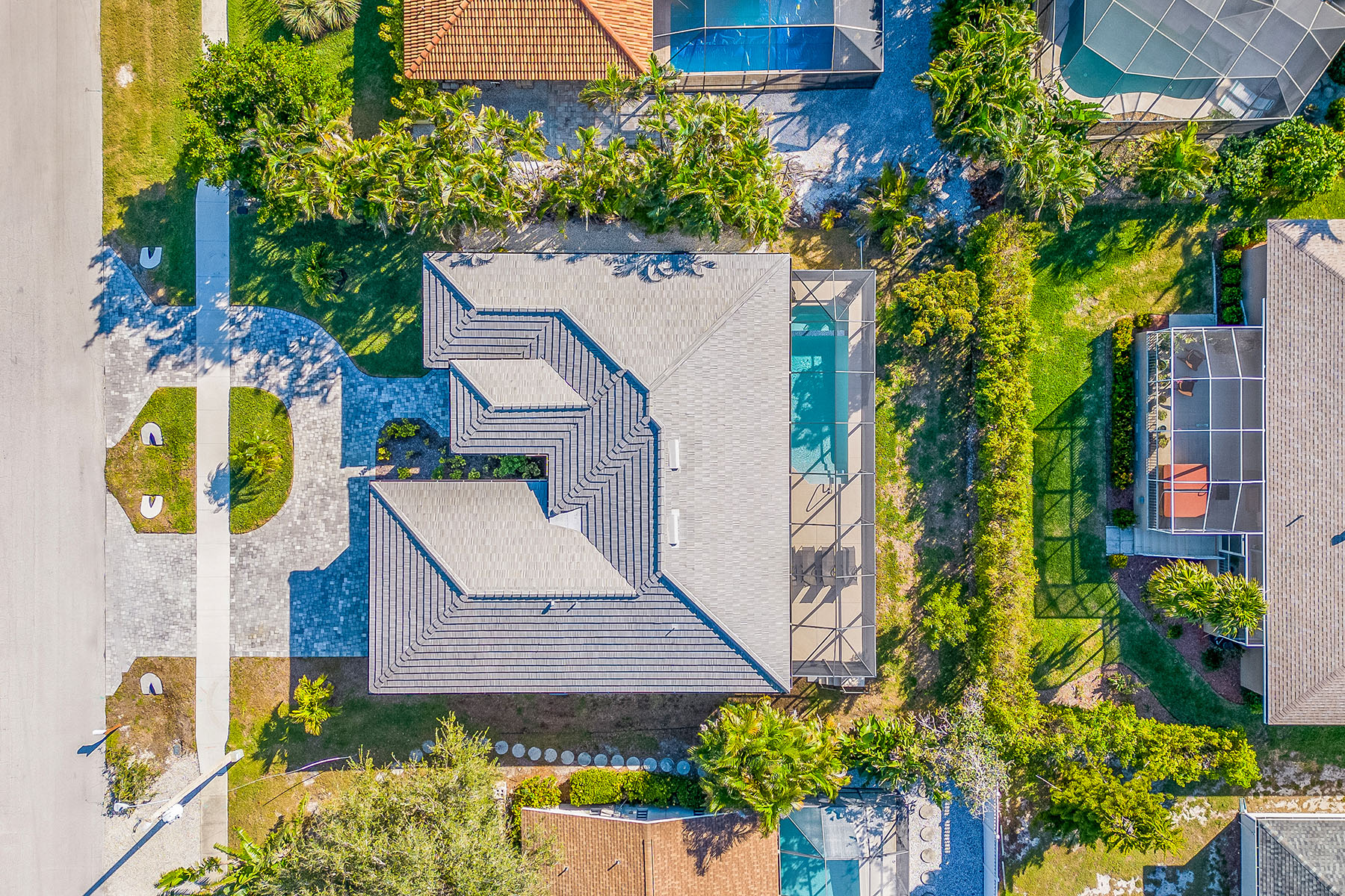 370 Regatta Street