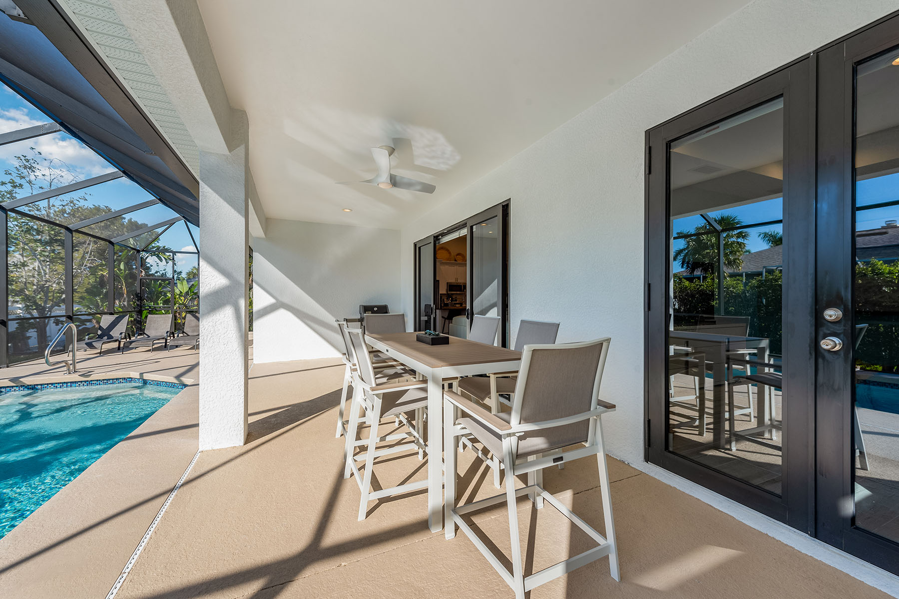 370 Regatta Street