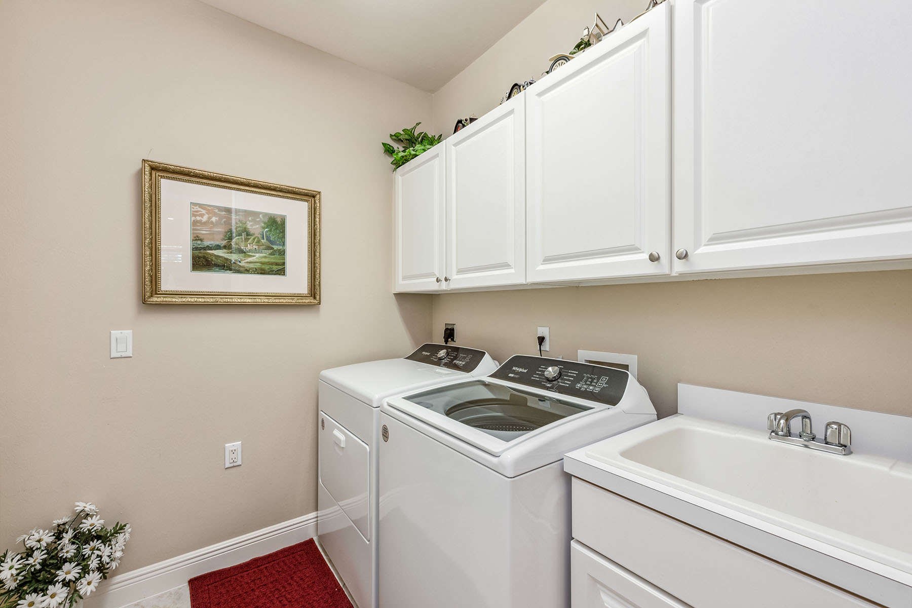 1470 Borghese Lane , 201