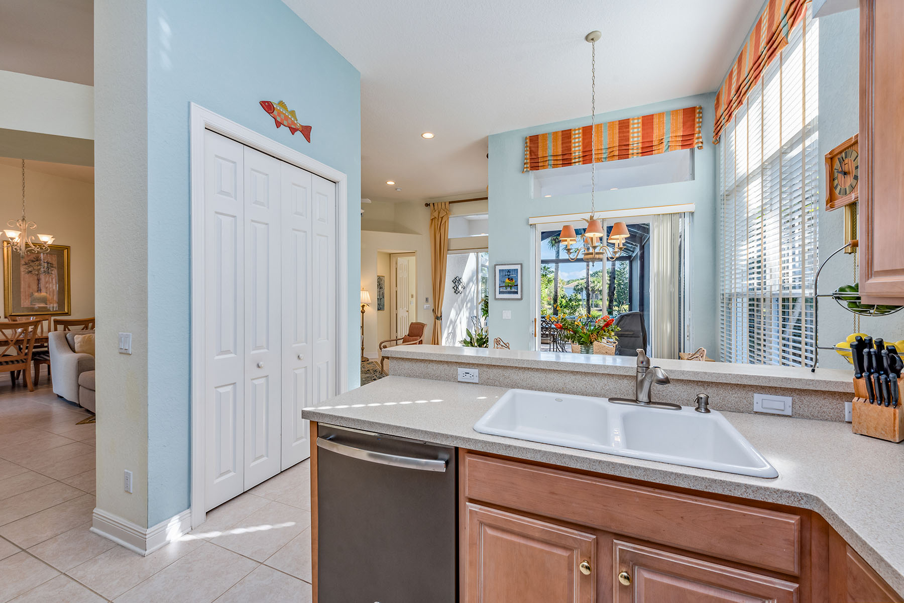 8530 Pepper Tree Way