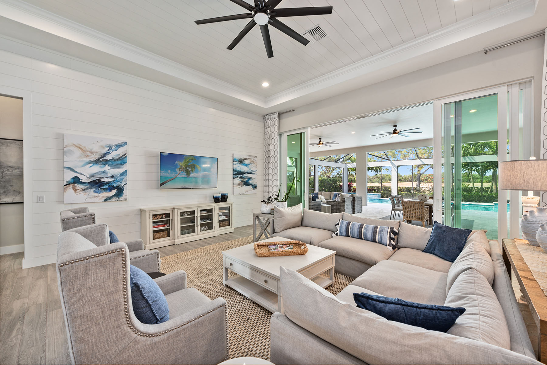3221 Tavolara Lane
