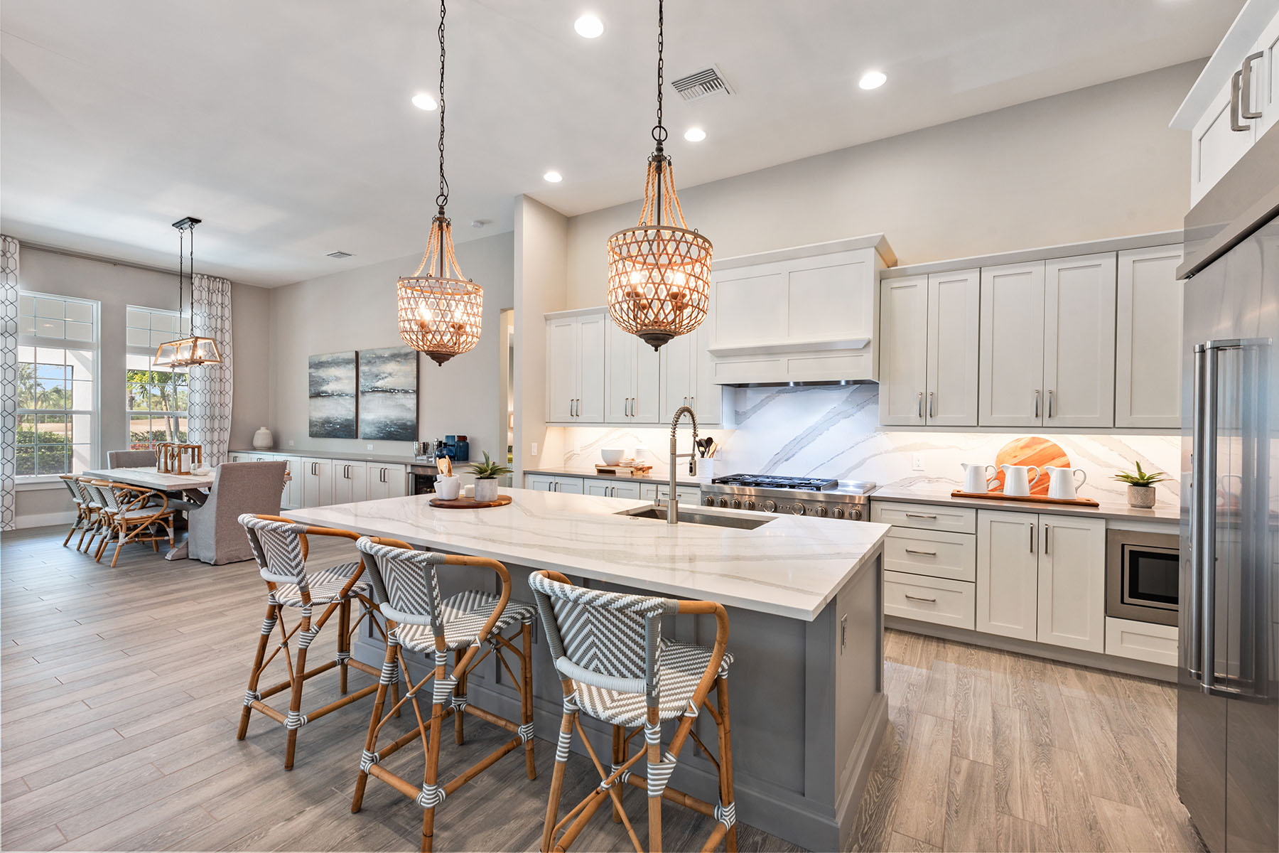 3221 Tavolara Lane