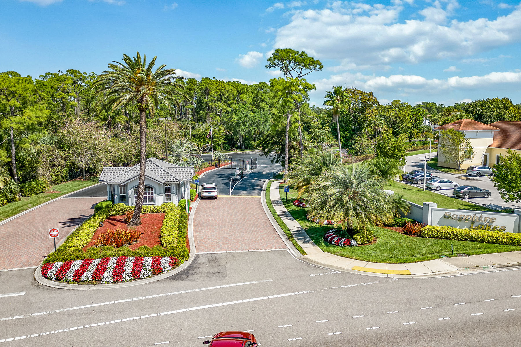 675 Luisa Lane , 2