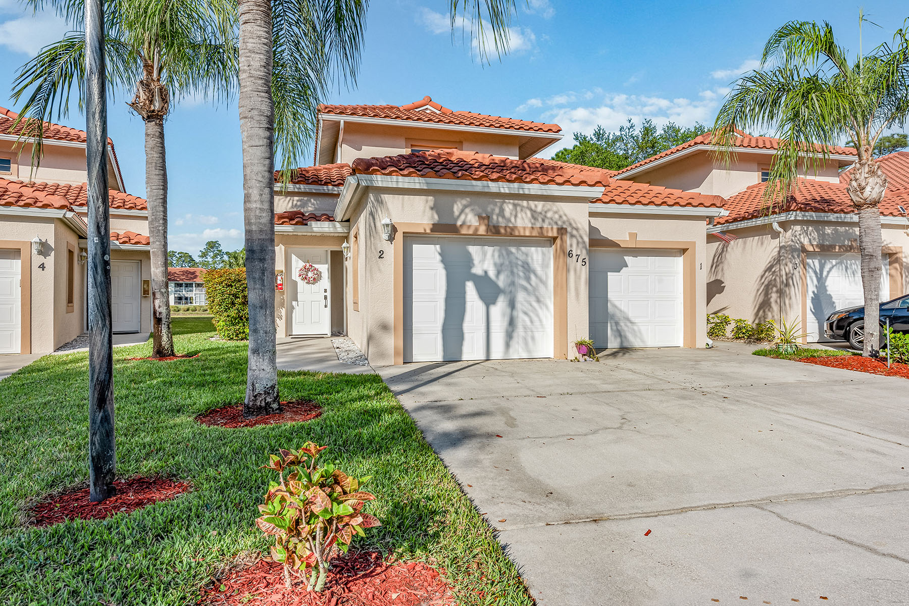 675 Luisa Lane , 2