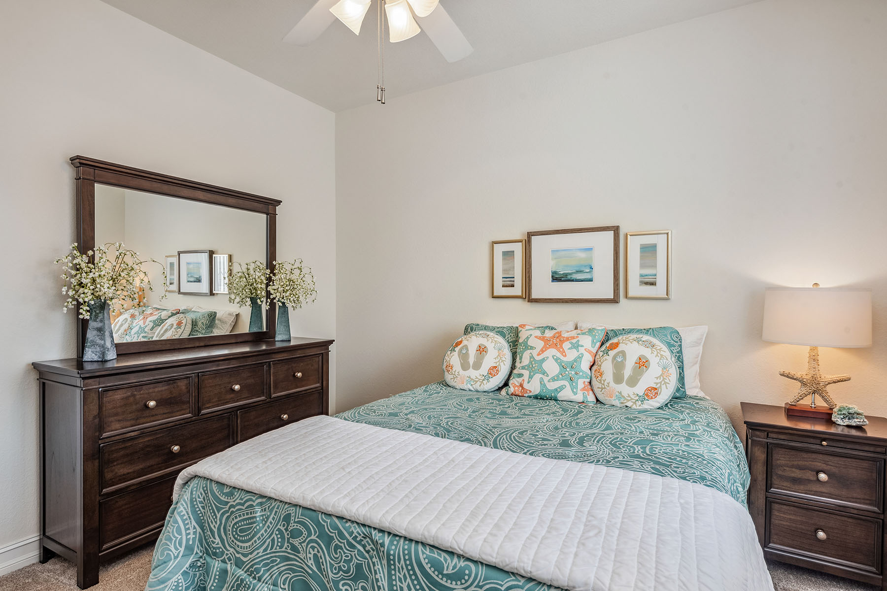675 Luisa Lane , 2