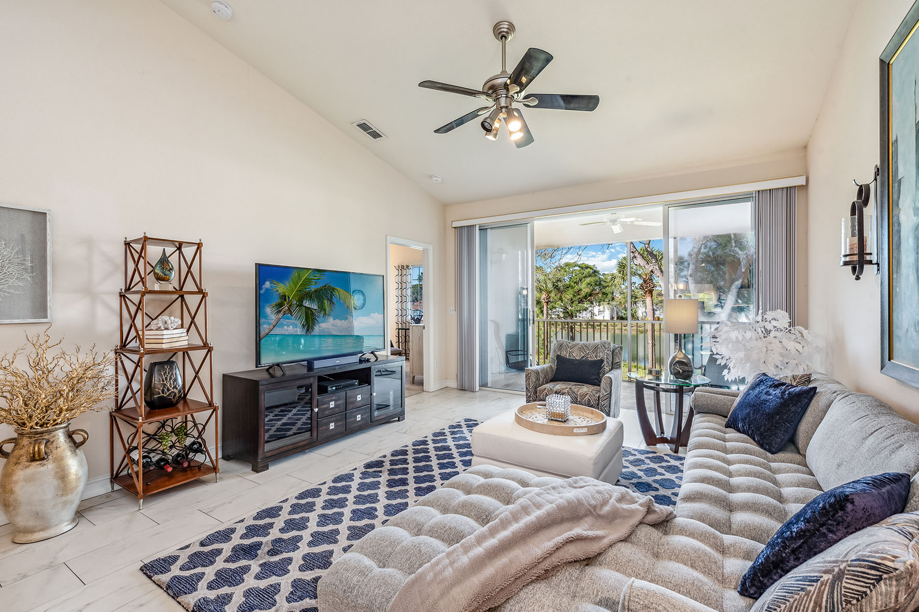 675 Luisa Lane , 2