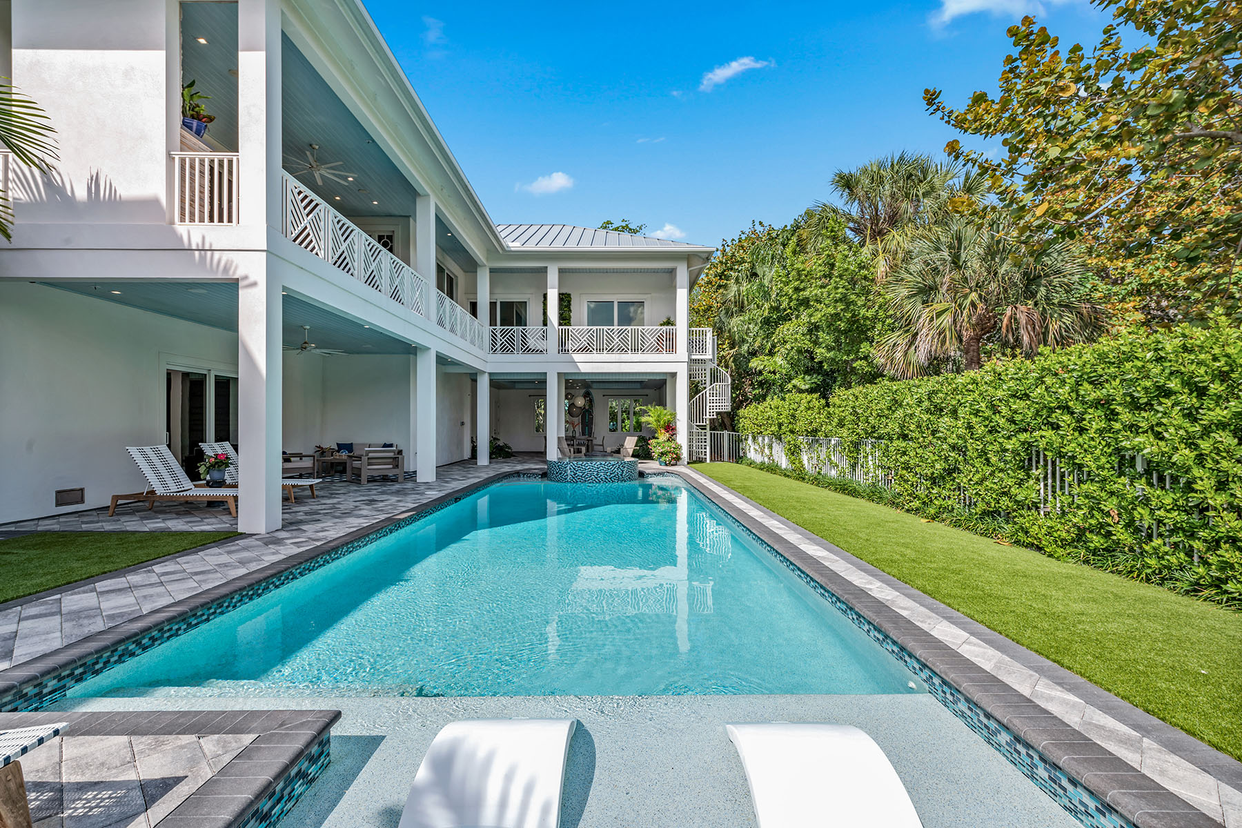 865 Sea Dune Lane