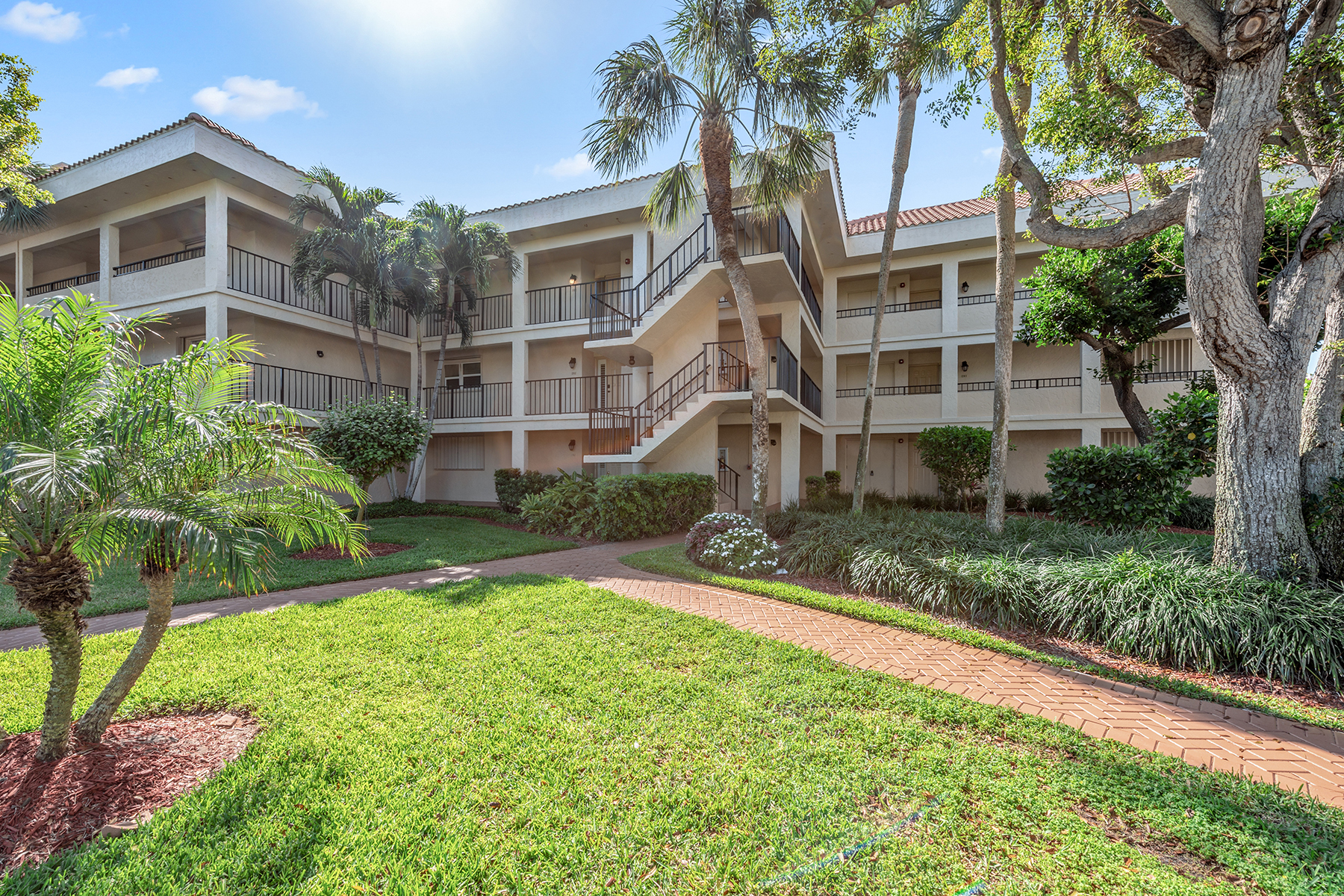 1080 S Collier Boulevard , 302