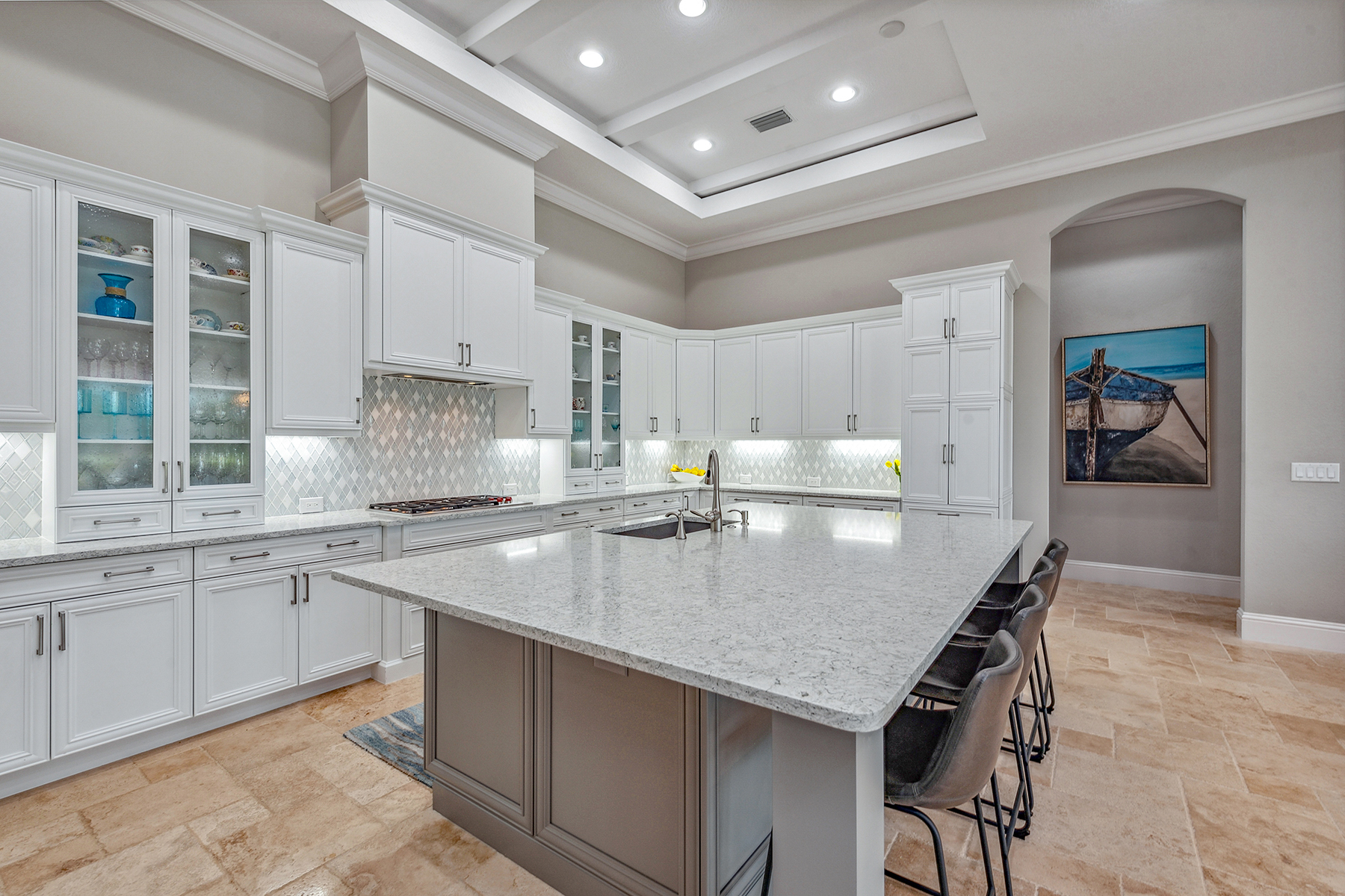 3815 Isla Del Sol Way