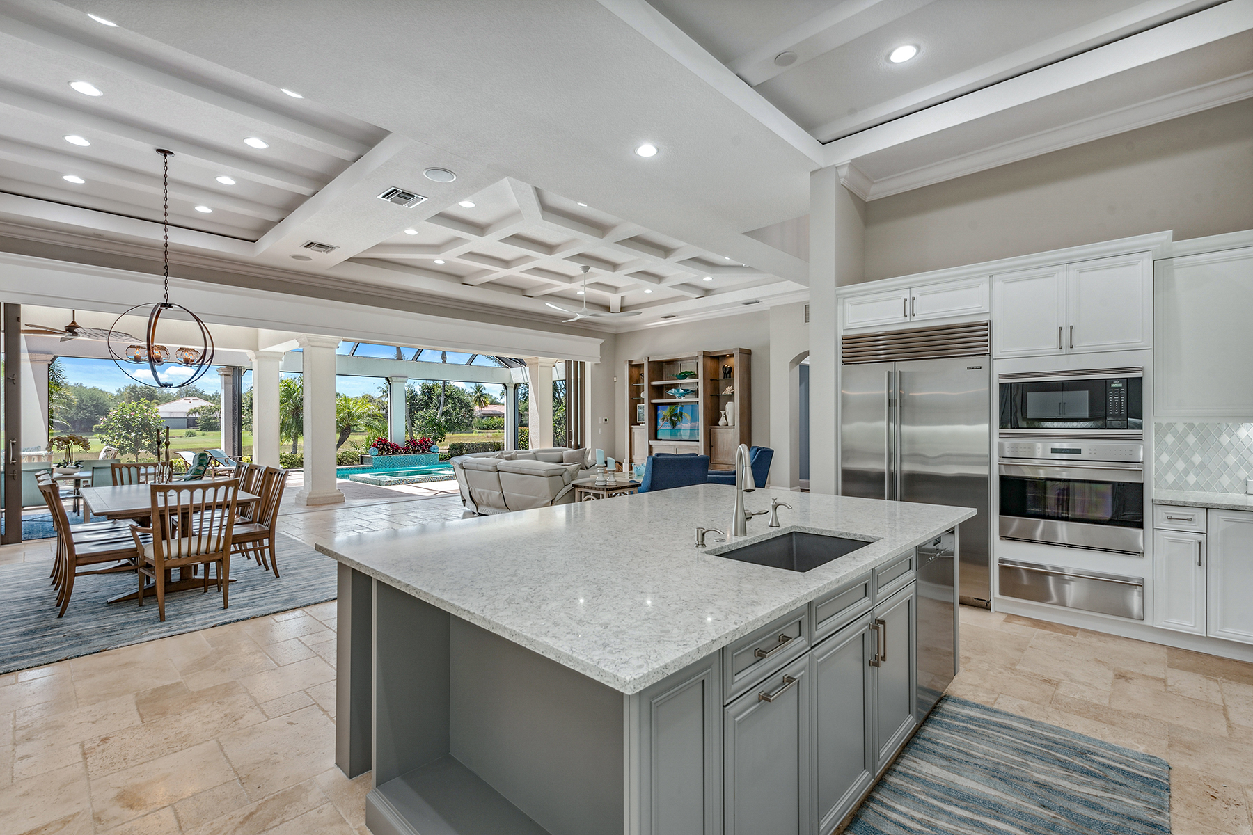 3815 Isla Del Sol Way