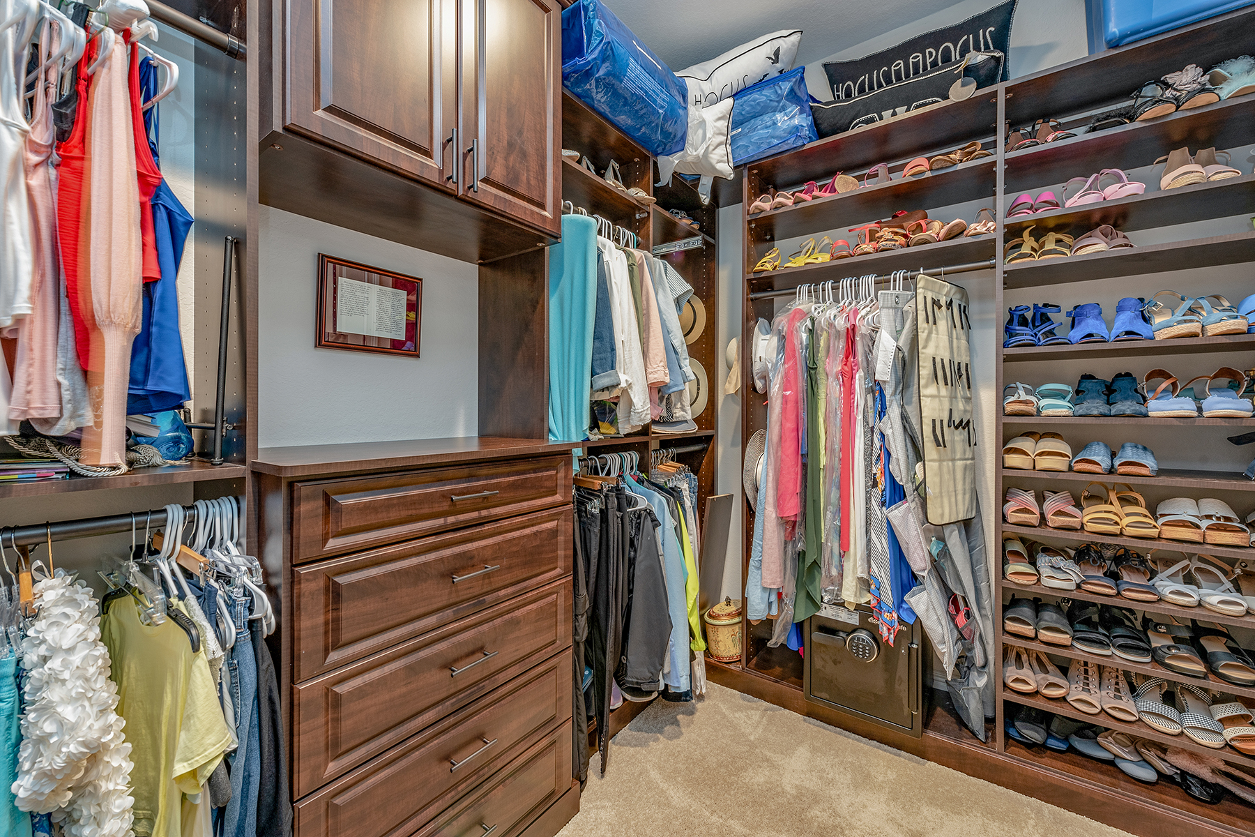 3815 Isla Del Sol Way
