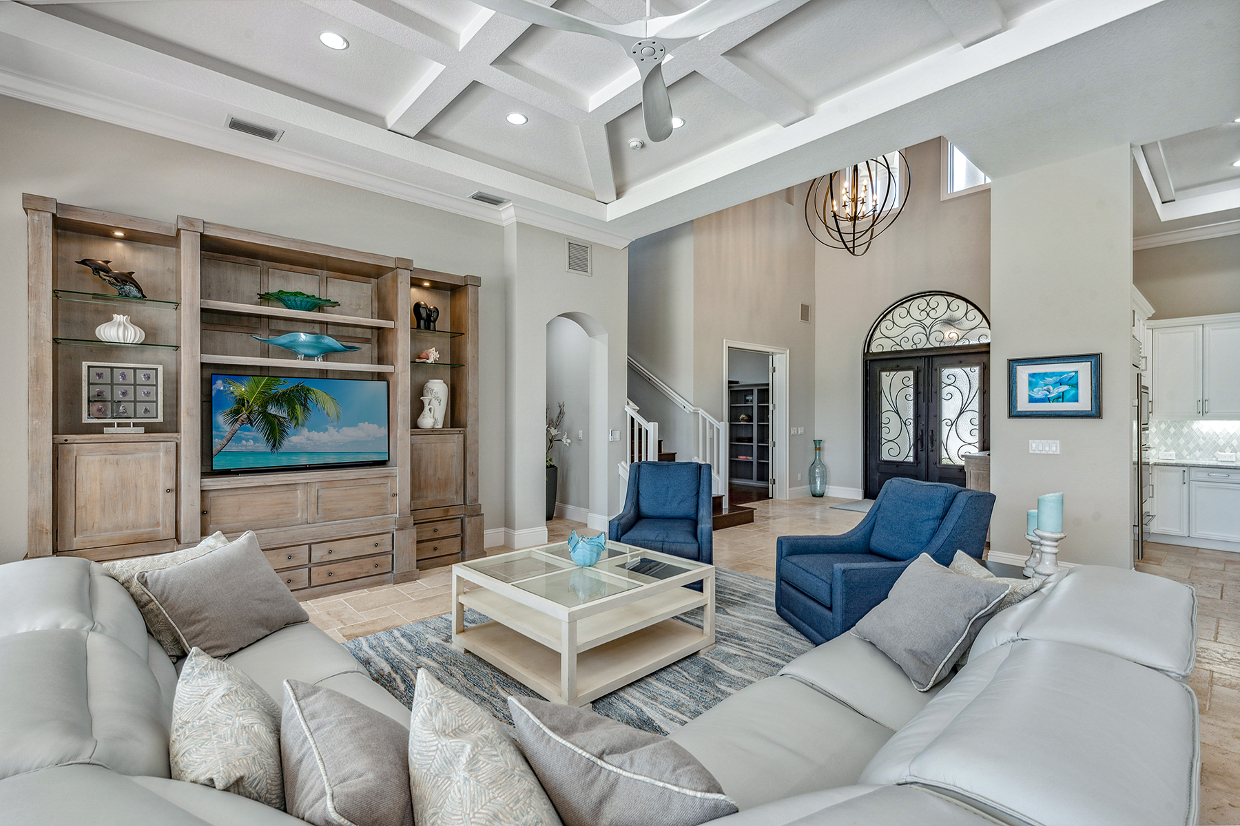 3815 Isla Del Sol Way