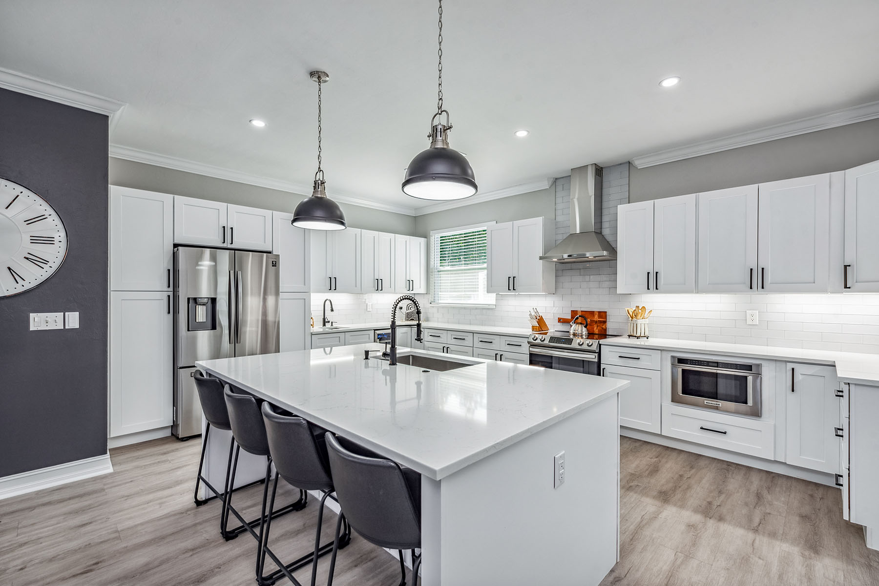 162 7th Street