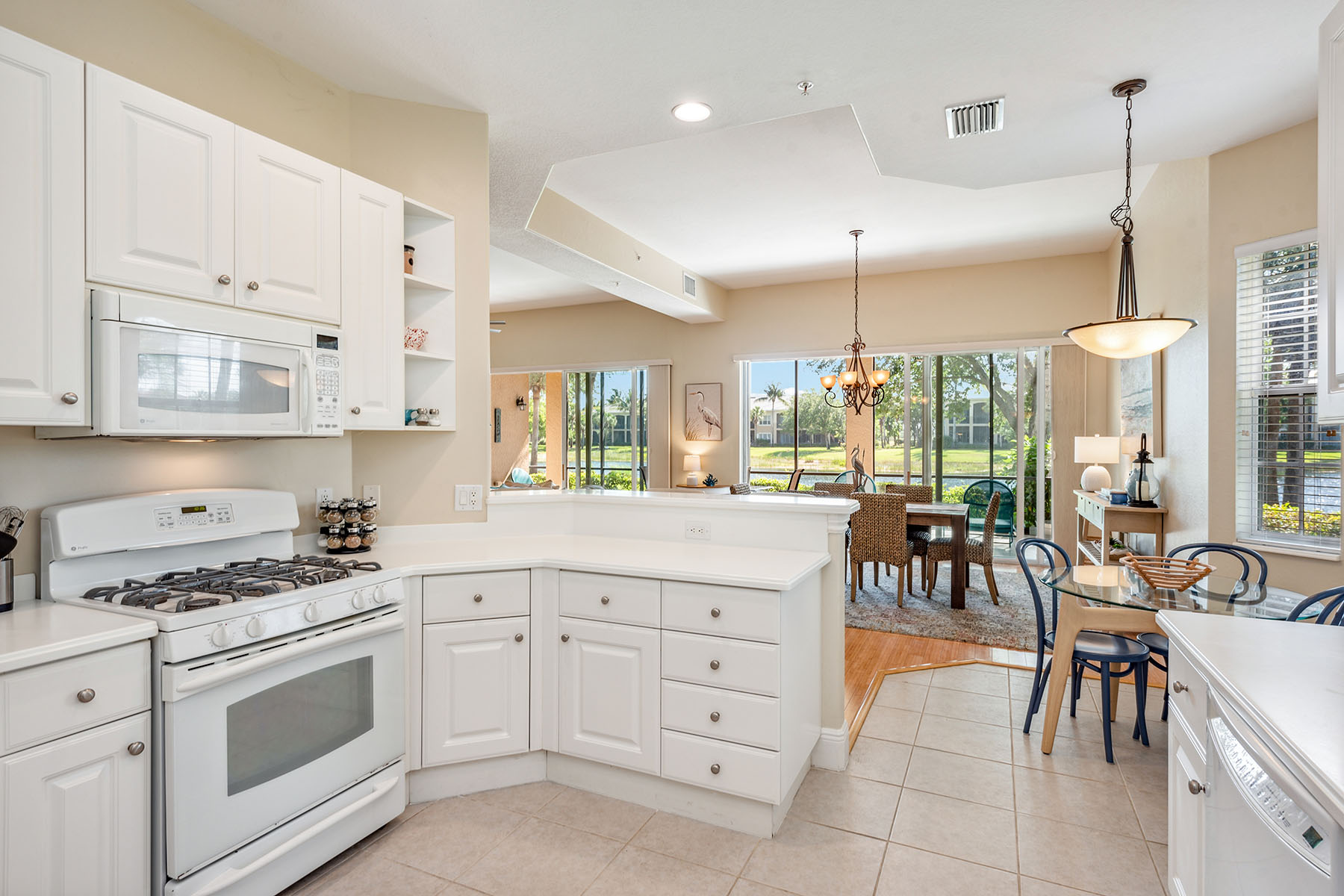 3123 Aviamar Circle , 104