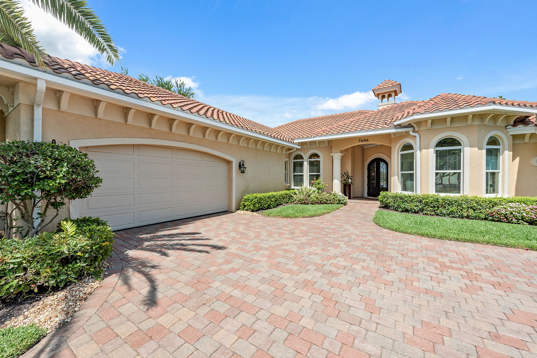 7646 Mulberry Lane
