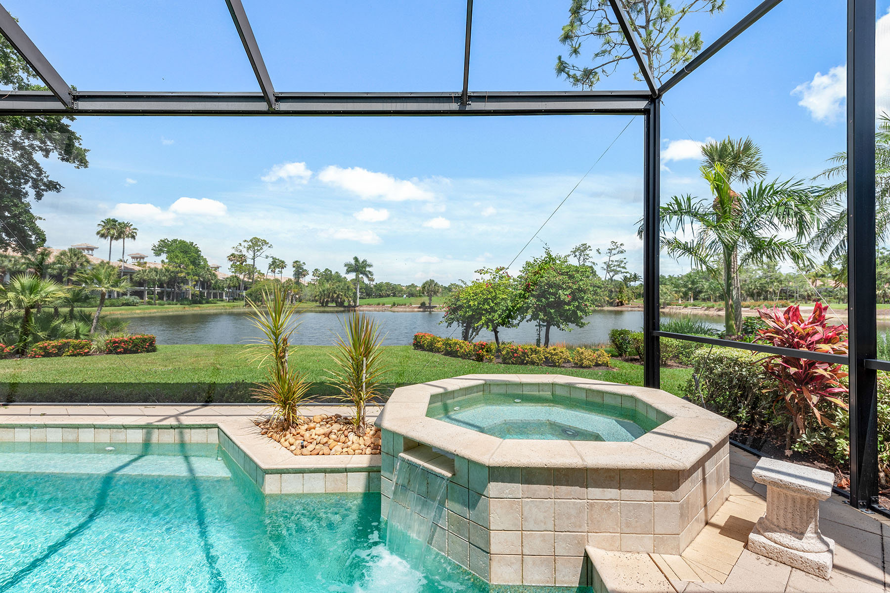 7646 Mulberry Lane