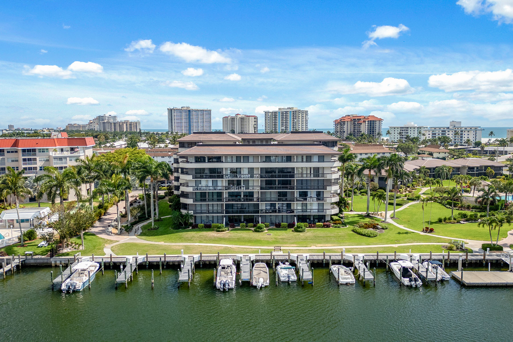 693 Seaview Court , PH3