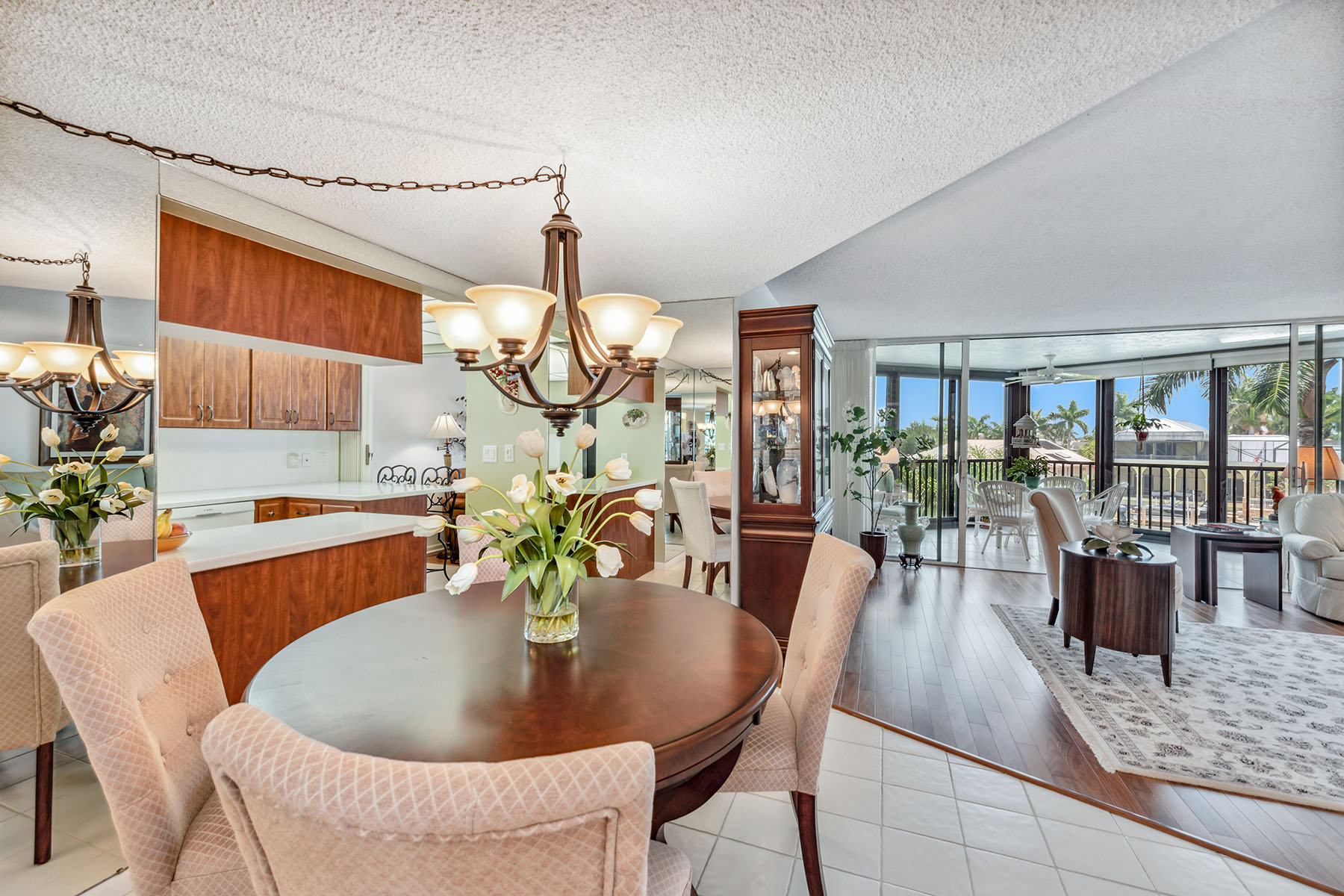 845 Collier Court , 304