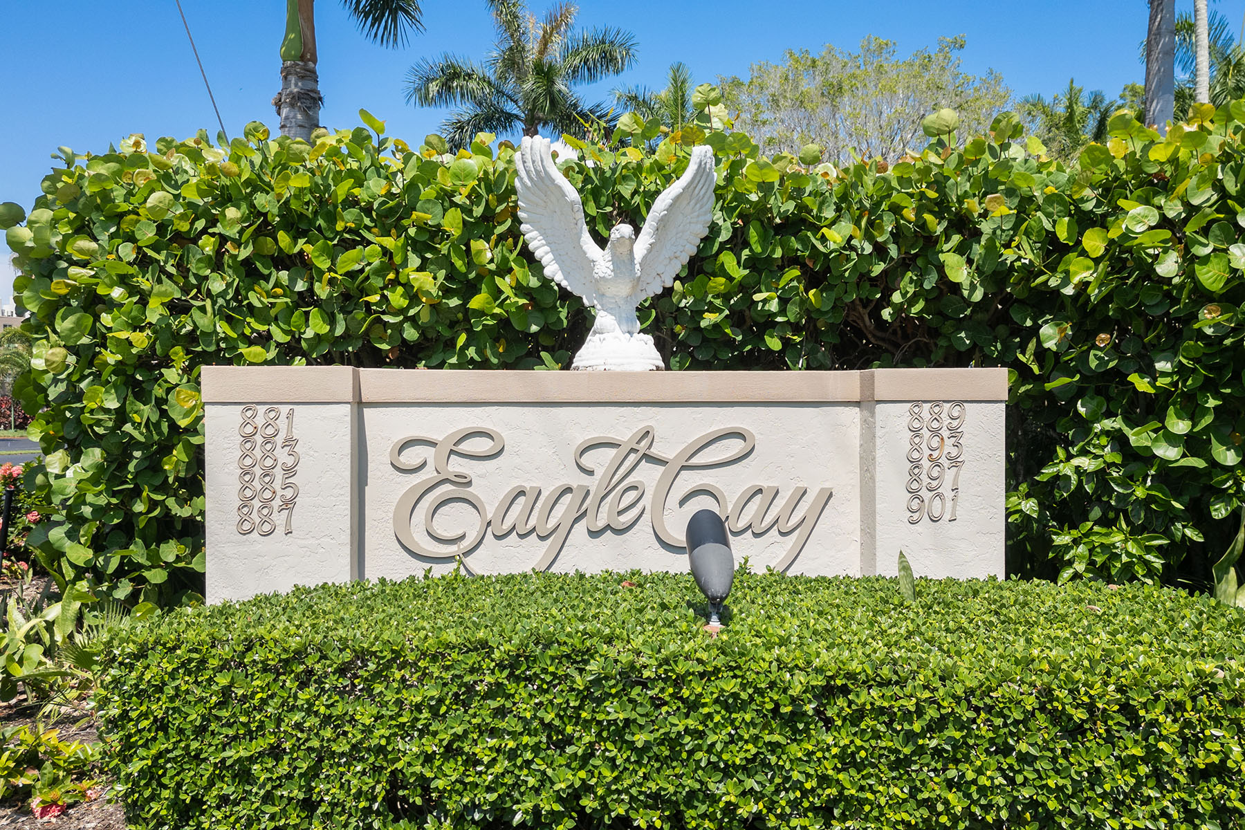 897 Collier Court , 204