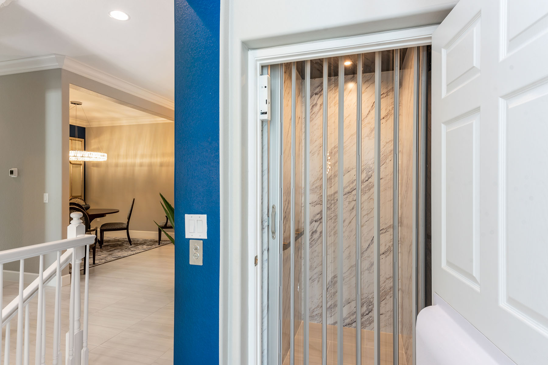 8037 Signature Club Circle , 201