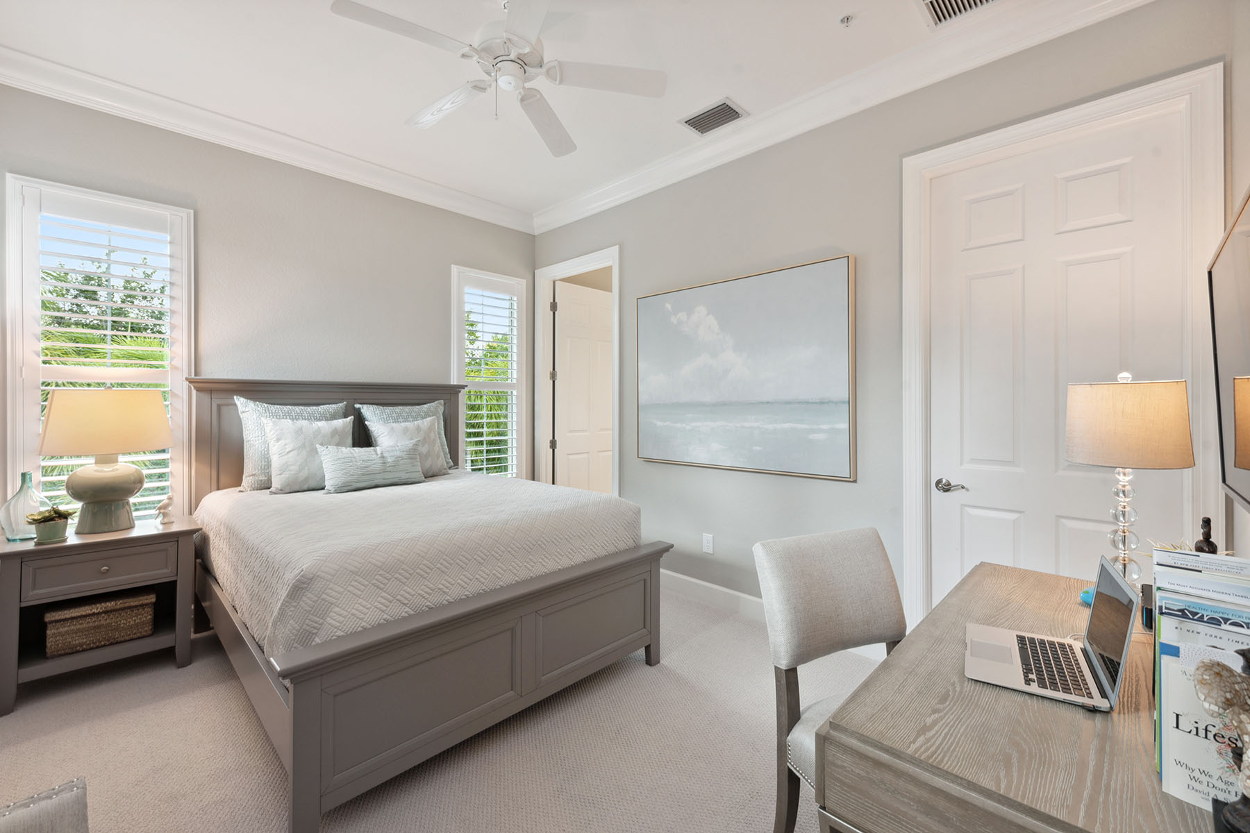 8037 Signature Club Circle , 201