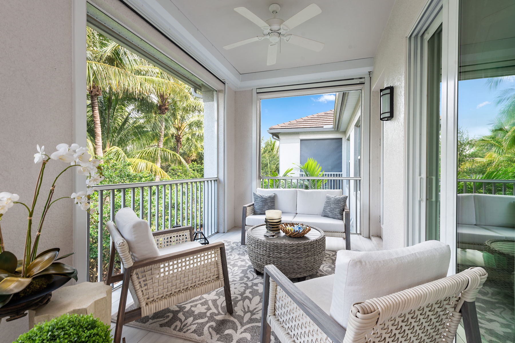 8037 Signature Club Circle , 201