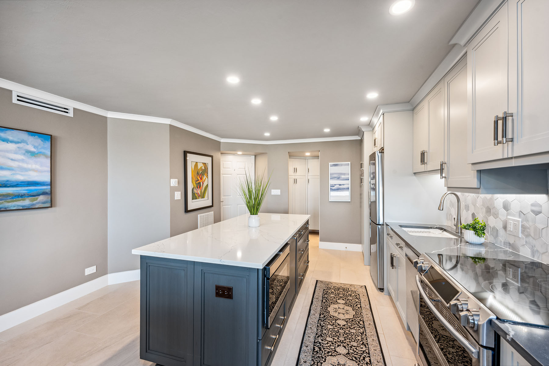 720 S Collier Boulevard , 1104