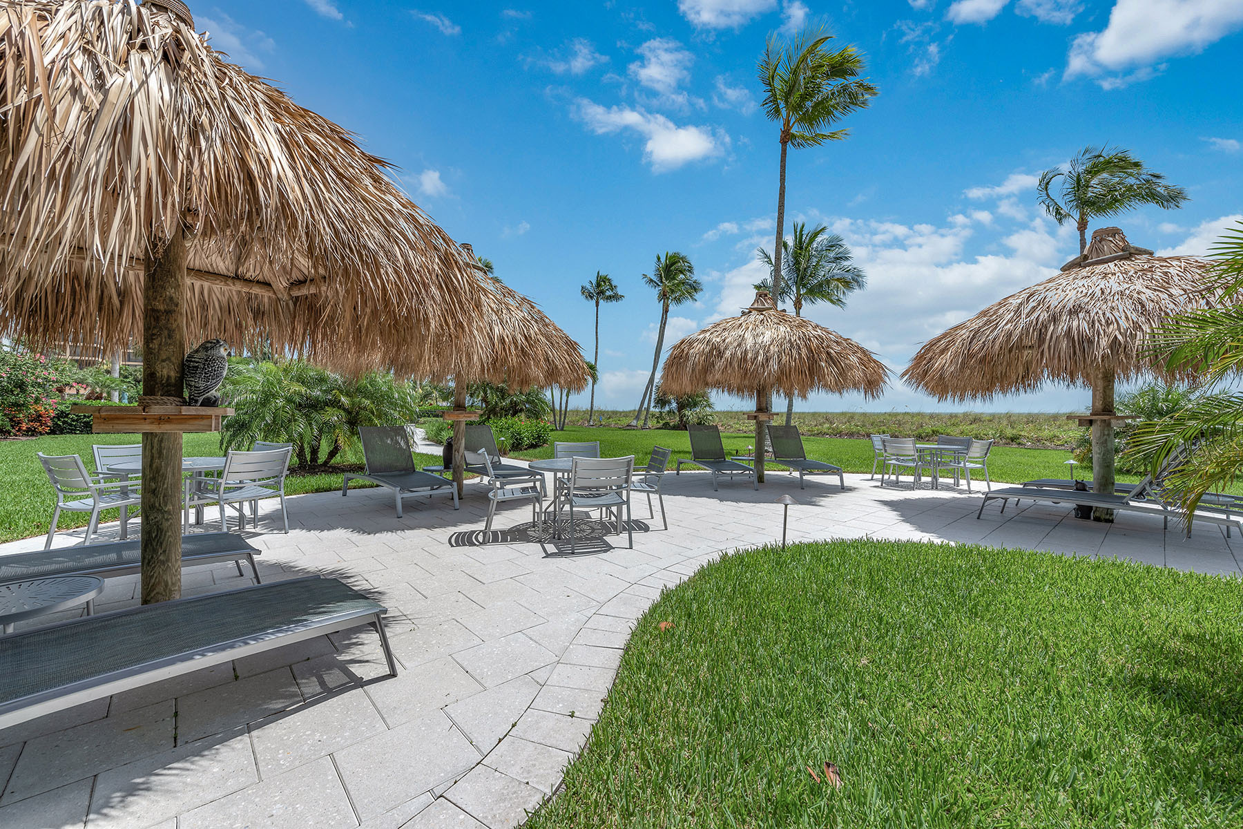 140 Seaview Court , 1703N