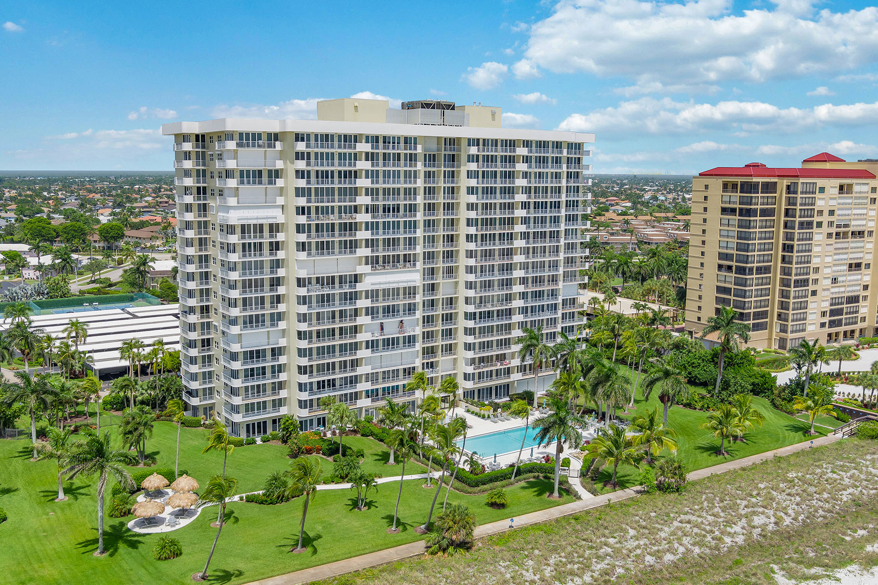 140 Seaview Court , 1703N